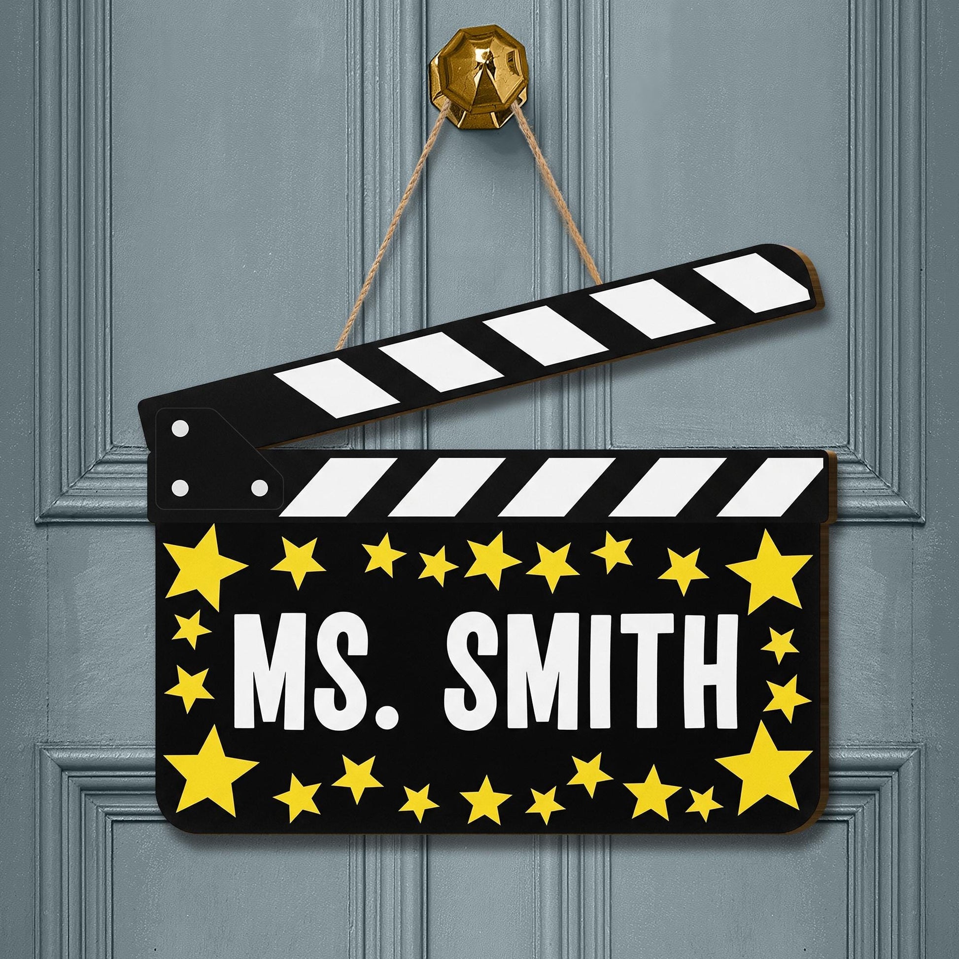 Personalized Movie Theme Teacher Door Sign – Custom Name Clapperboard Decor with Stars, Classroom Gift for Drama or Theater Teacher, Staffs