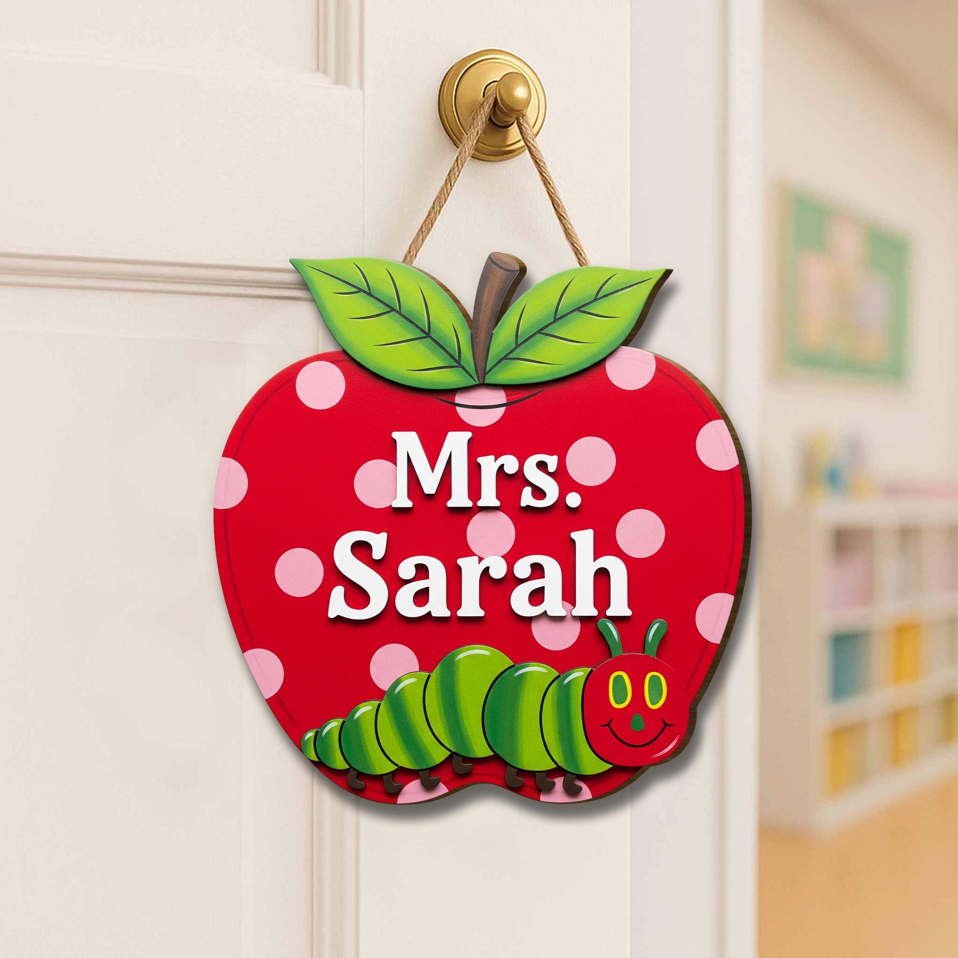 Personalized Apple Teacher Door Sign with Caterpillar – Custom Classroom Name Decor, Cute Back to School Gift for Teachers, School Supplies
