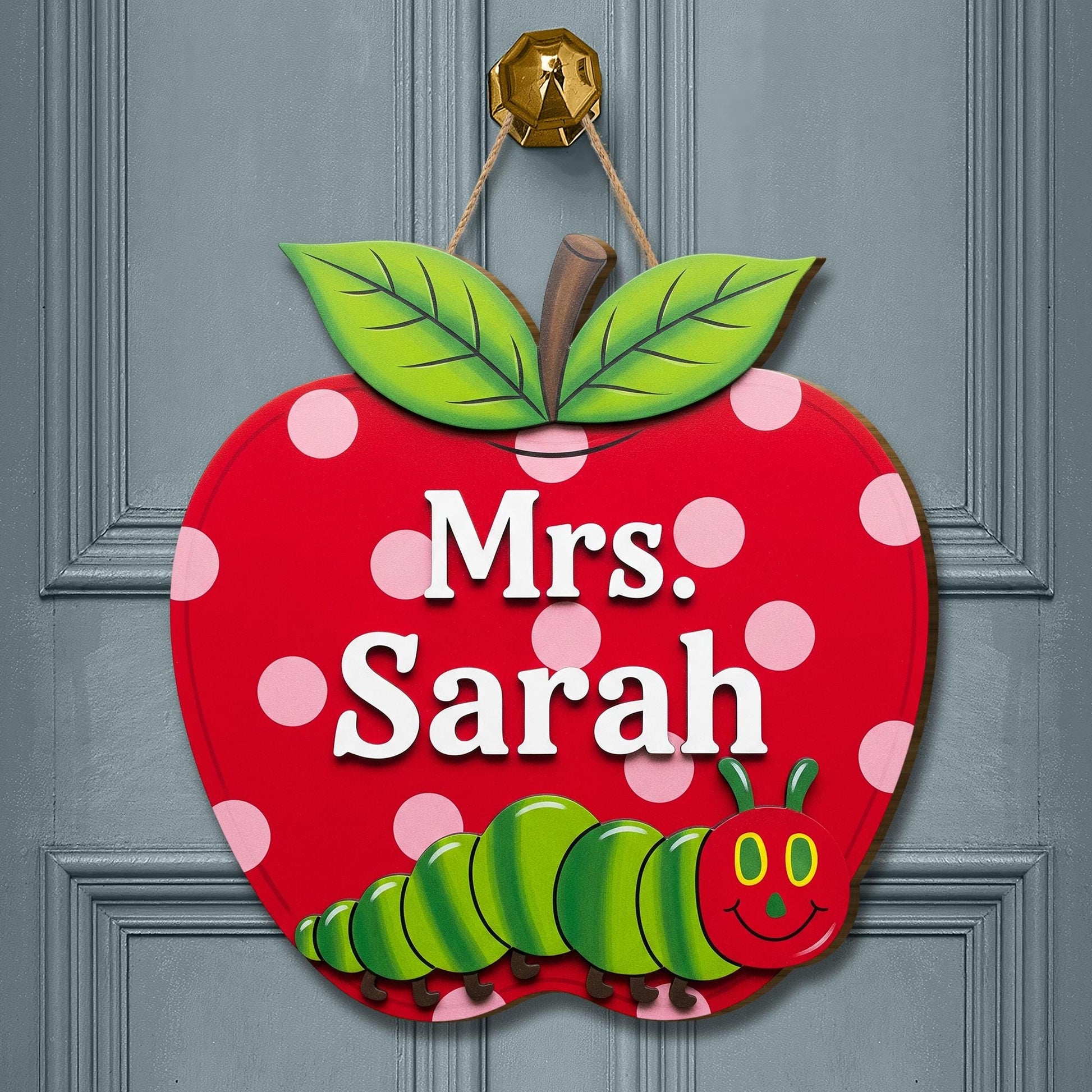 Personalized Apple Teacher Door Sign with Caterpillar – Custom Classroom Name Decor, Cute Back to School Gift for Teachers, School Supplies