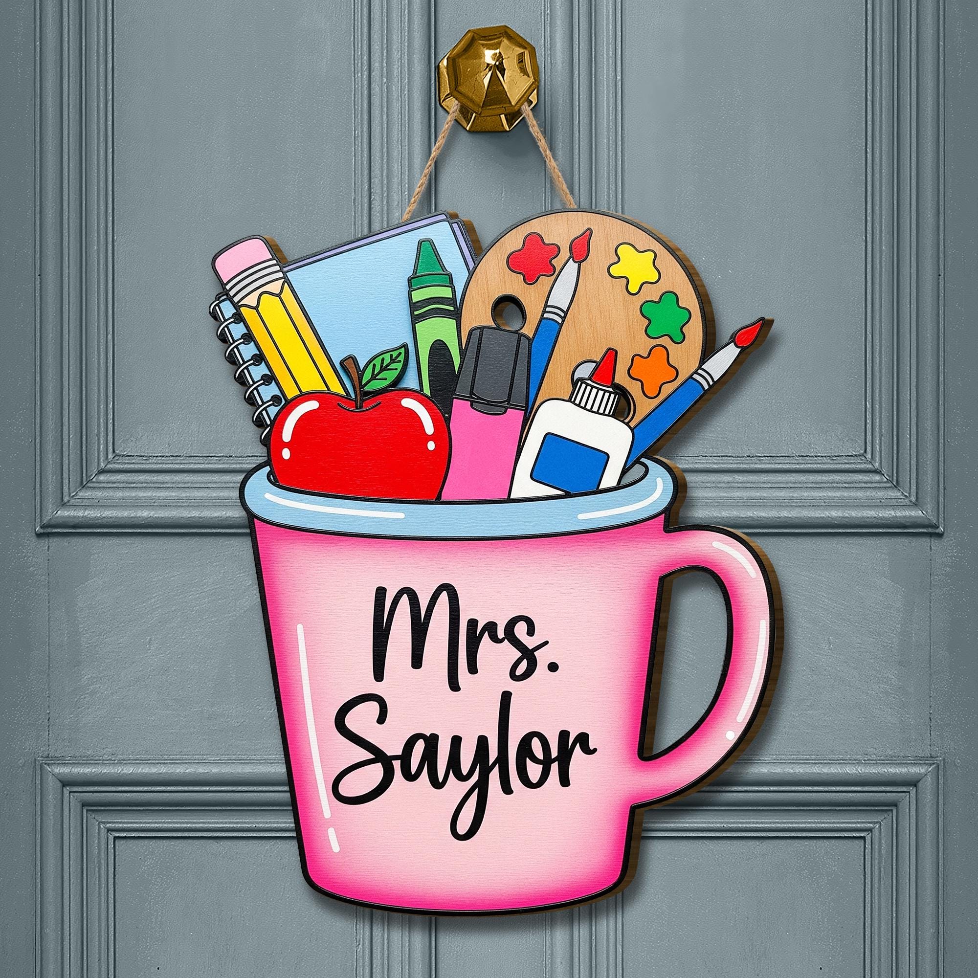 Personalized Teacher Door Sign – Custom Pink Tumbler Mug Classroom Decor – Back to School Gift for Teachers – Art & School Supplies Design