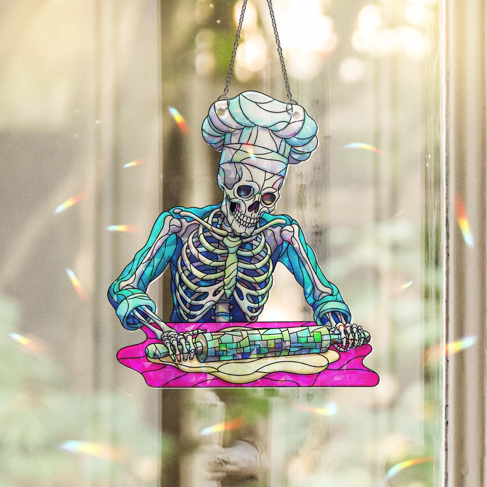 Skeleton Chef Window Hanging – Holographic Stained Glass Kitchen Decor, Spooky Baker Suncatcher, Funny Halloween Cooking Gift