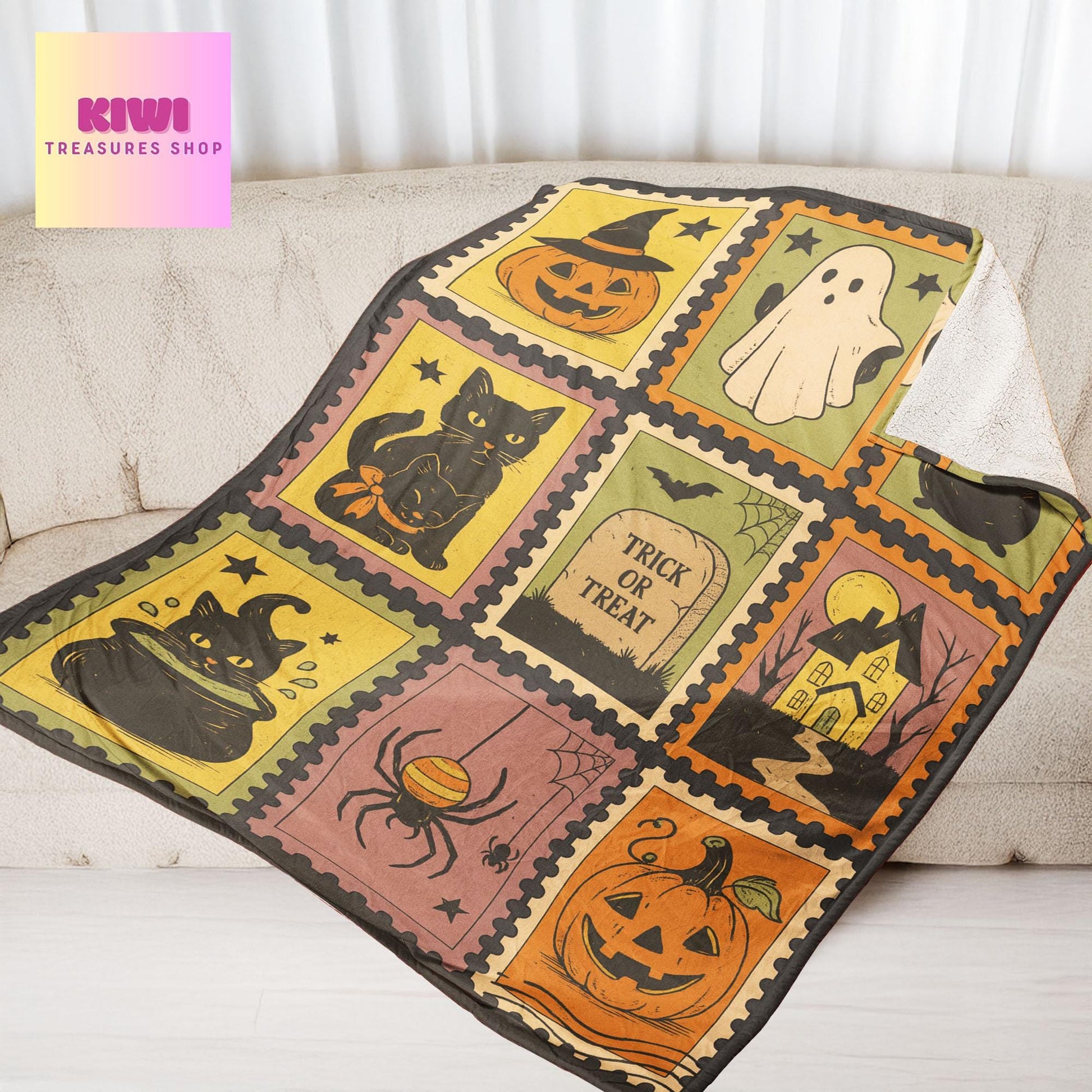 Retro Halloween Fleece Blanket - Spooky Ghost Cat Pumpkin Decor - Trick or Treat Cozy Throw - Cute Goth Fall Blanket Gift