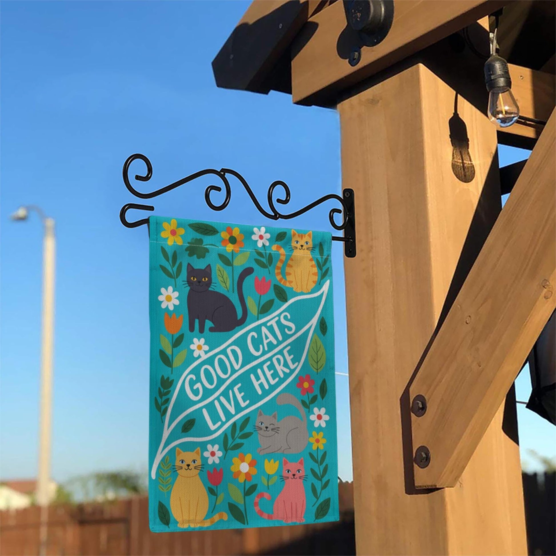 Good Cats Live Here Garden Flag – Colorful Outdoor Cat Decor for Yard or Porch, Cute Pet Lover House Flag with Flowers and Feline Friends