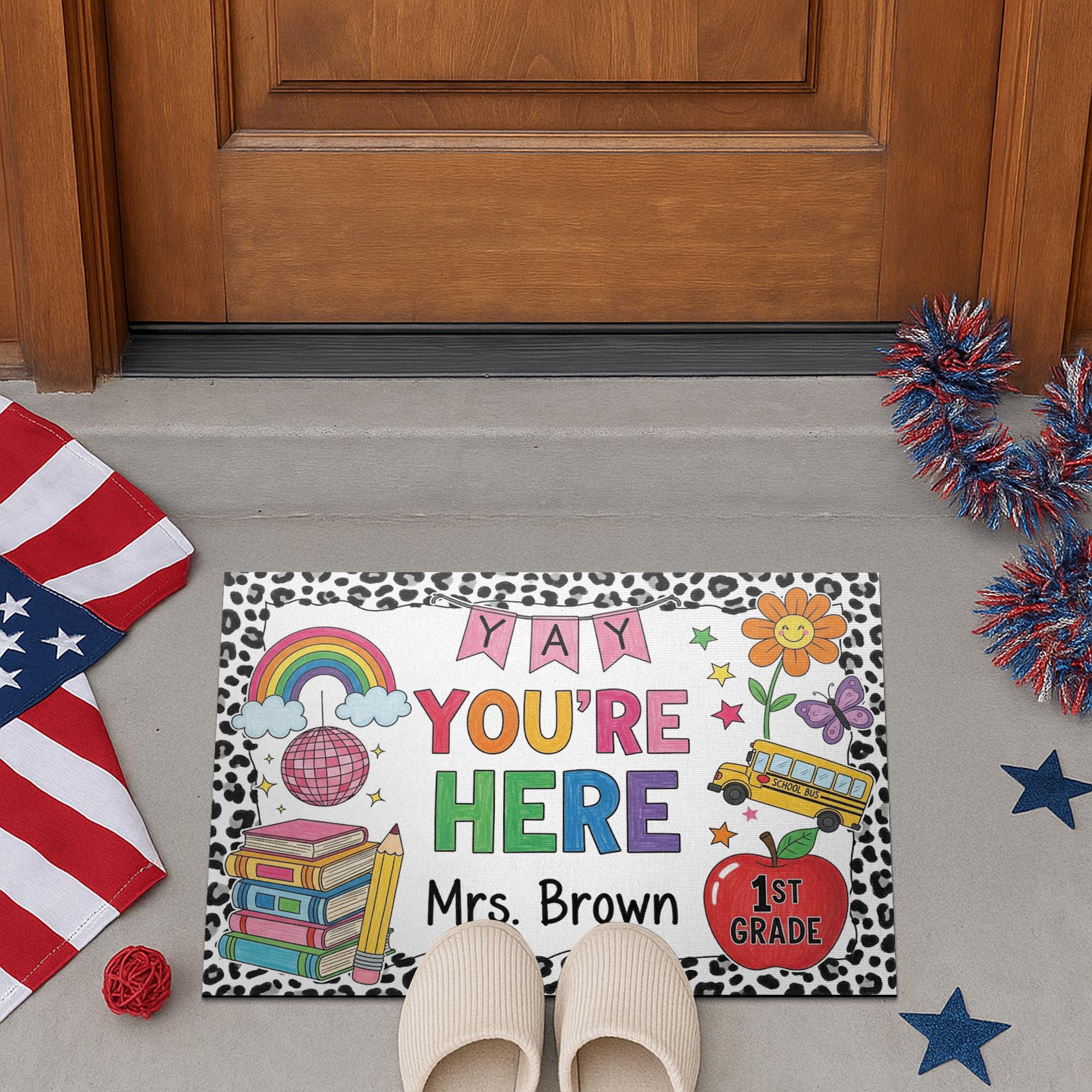 Personalized Teacher Doormat, Back to School Welcome Mat, Custom Classroom Rug, 1st Grade Rainbow Door Decor for Teacher