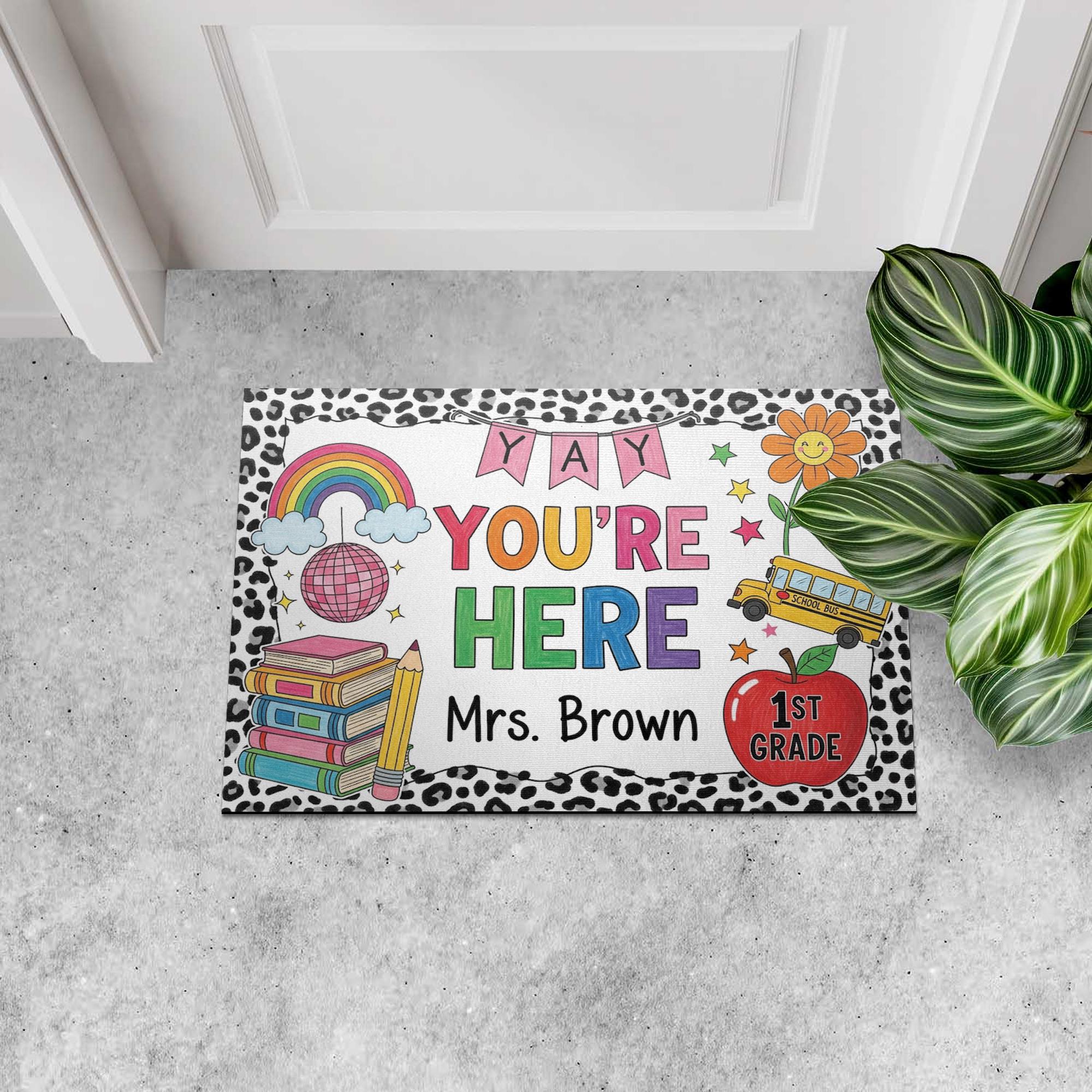 Personalized Teacher Doormat, Back to School Welcome Mat, Custom Classroom Rug, 1st Grade Rainbow Door Decor for Teacher