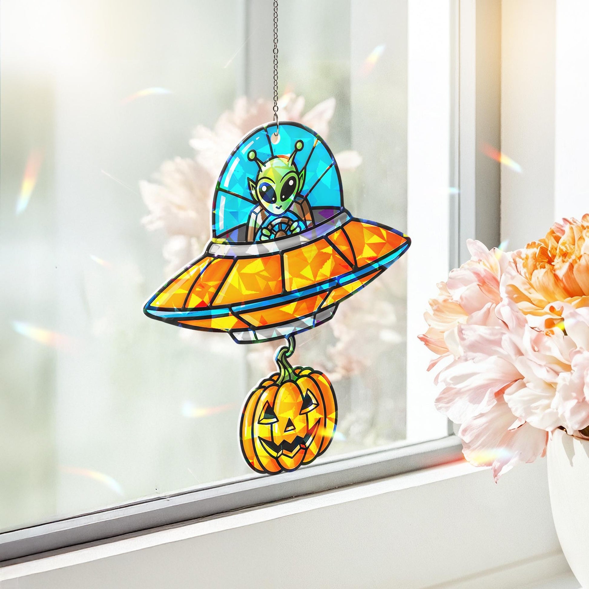 Halloween Alien UFO Sun Catcher, Pumpkin Flying Saucer Window Decor, Spooky Sci-Fi Gift
