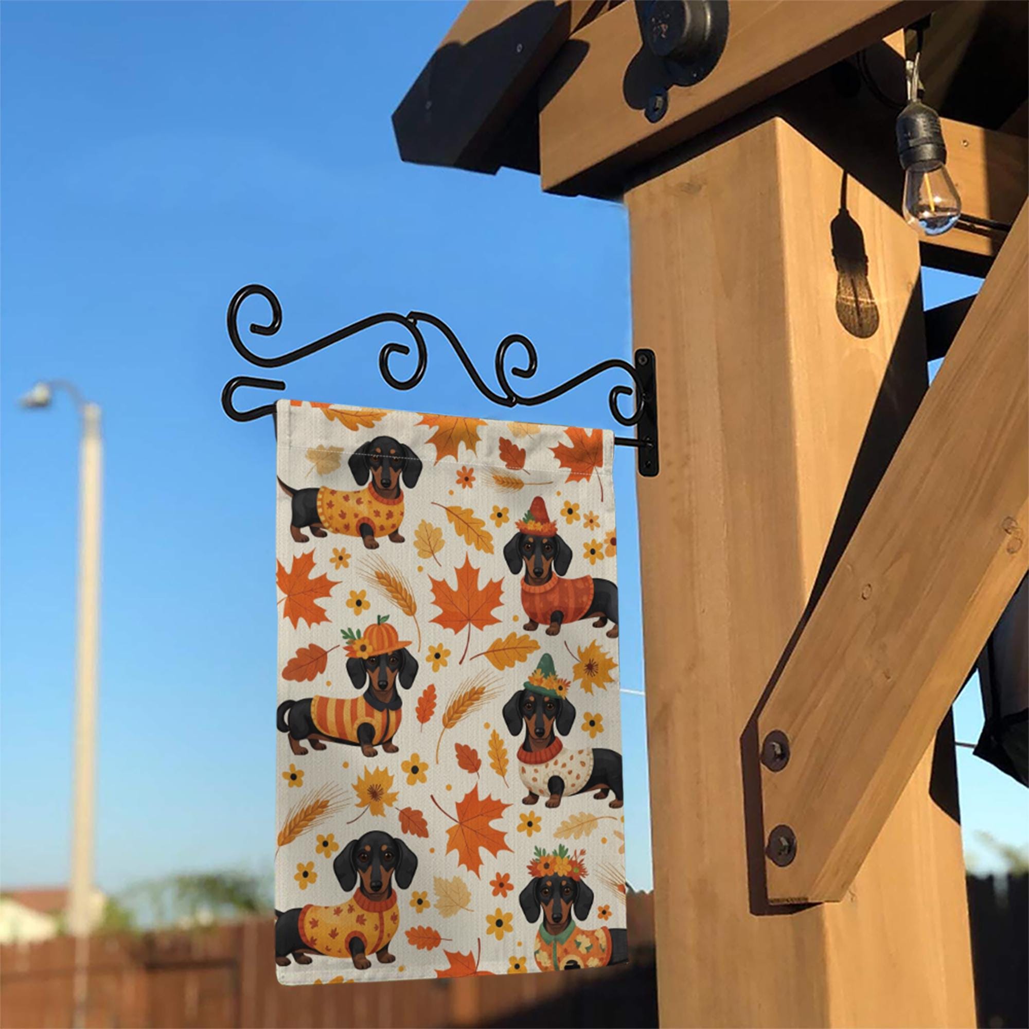 Fall Dachshund Garden Flag – Cute Autumn Wiener Dog Yard Decor, Seasonal Welcome Sign with Pumpkins & Leaves, Thanksgiving Pet Banner