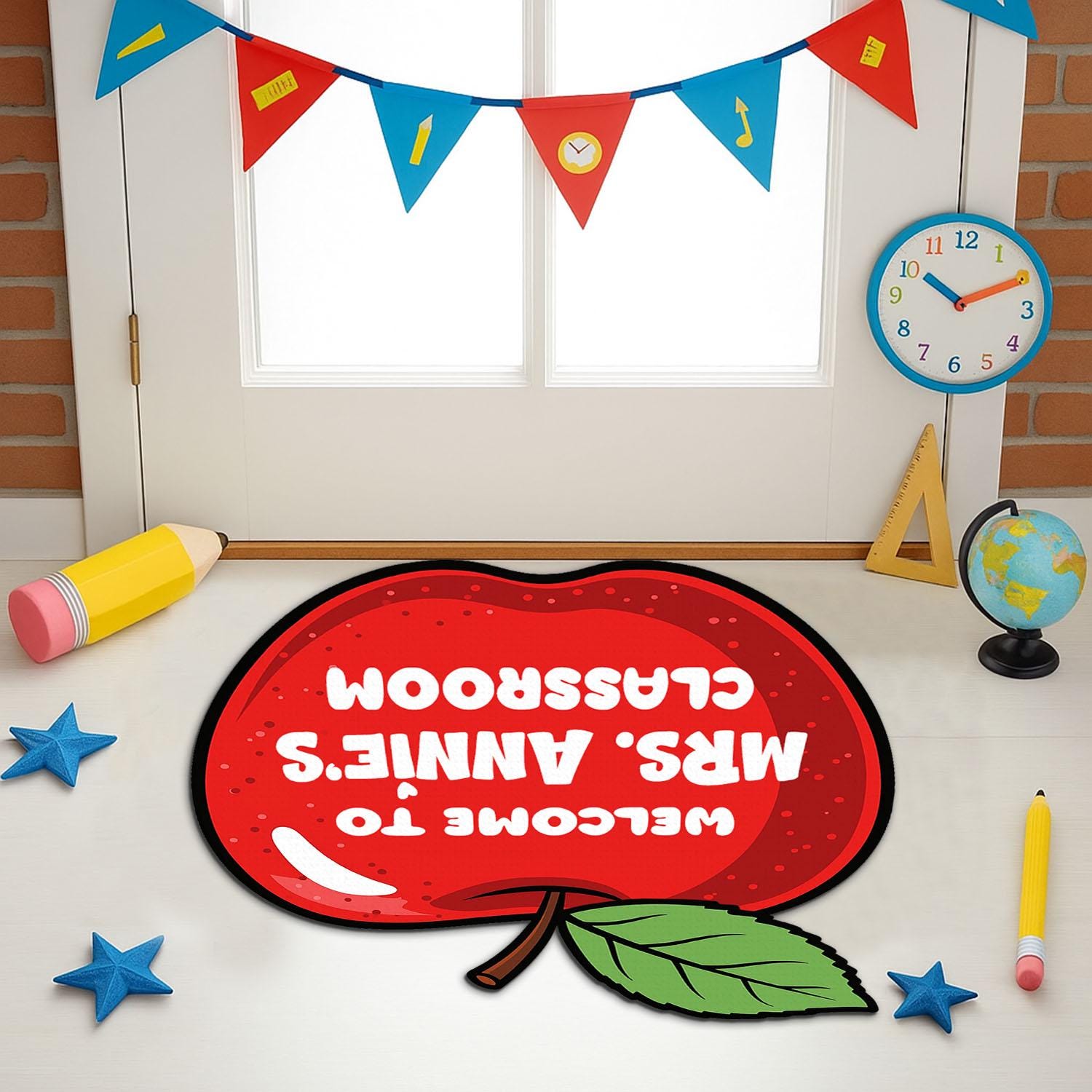 Cute Apple Shaped Teacher Doormat, Custom Classroom Welcome Mat, Back to School Decor, Personalized Rug for Teachers, Cute School Gift