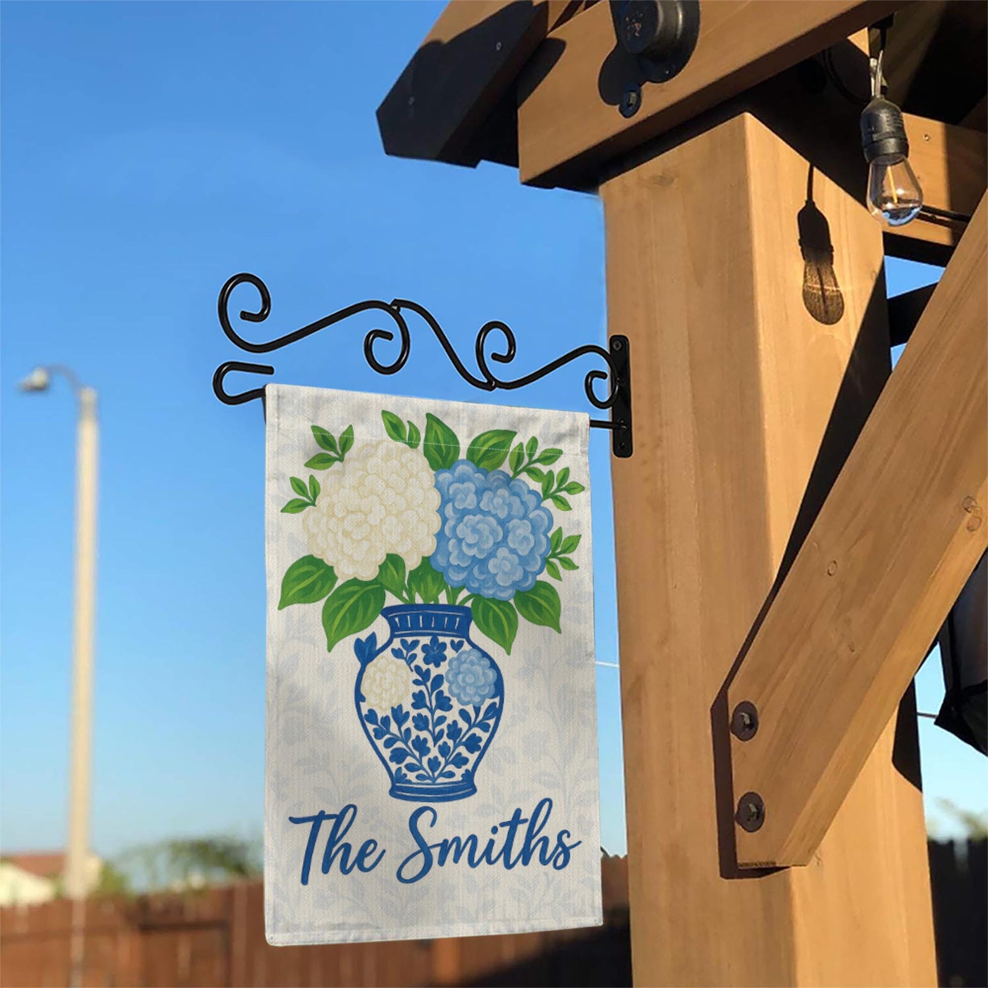 Personalized Garden Flag with Hydrangea Flowers – Custom Family Name Chinoiserie Vase Yard Sign – Outdoor Decor – Blue Floral Welcome Flag