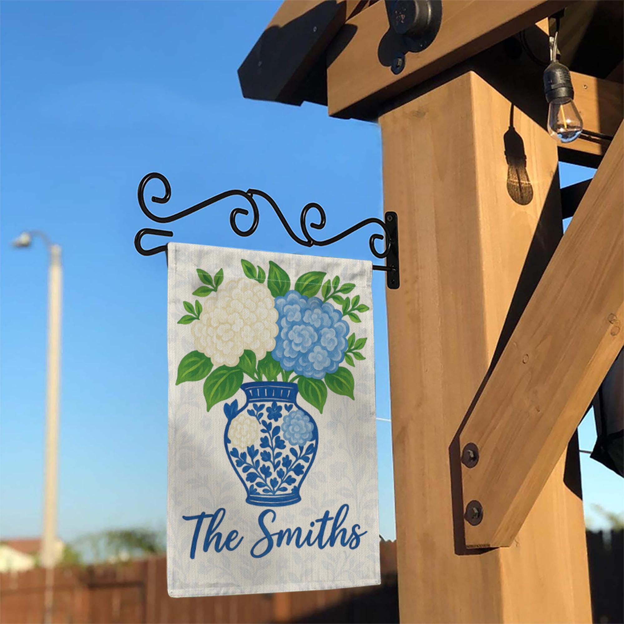 Personalized Garden Flag with Hydrangea Flowers – Custom Family Name Chinoiserie Vase Yard Sign – Outdoor Decor – Blue Floral Welcome Flag