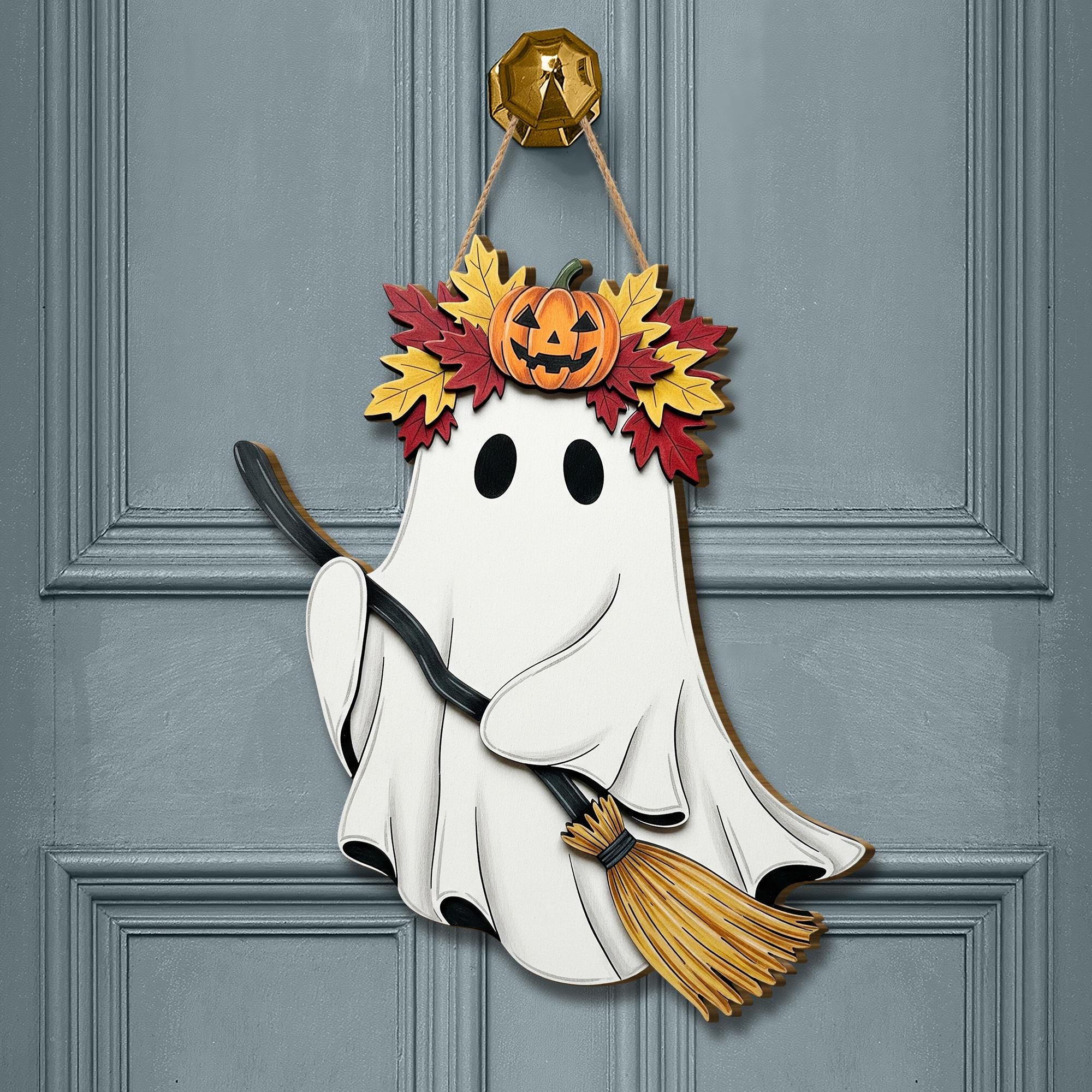 Cute Ghost Door Hanger – Halloween Ghost with Broom Sign, Fall Ghost Wall Decor, Pumpkin Leaf Crown Ornament, Spooky Porch Accent