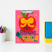 Personalized Teacher Clipboard – Cute Apple with Bow & Art Supplies Design, Custom Back to School Gift for Teachers, Educators, School Staff
