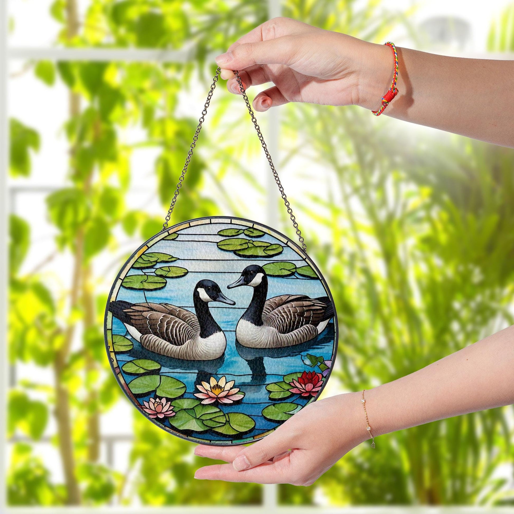 Canada Goose Glass Suncatcher, Lake Birds Window Decor, Nature Sun Catcher, Waterfowl Art Gift, Goose Lover Home Accent