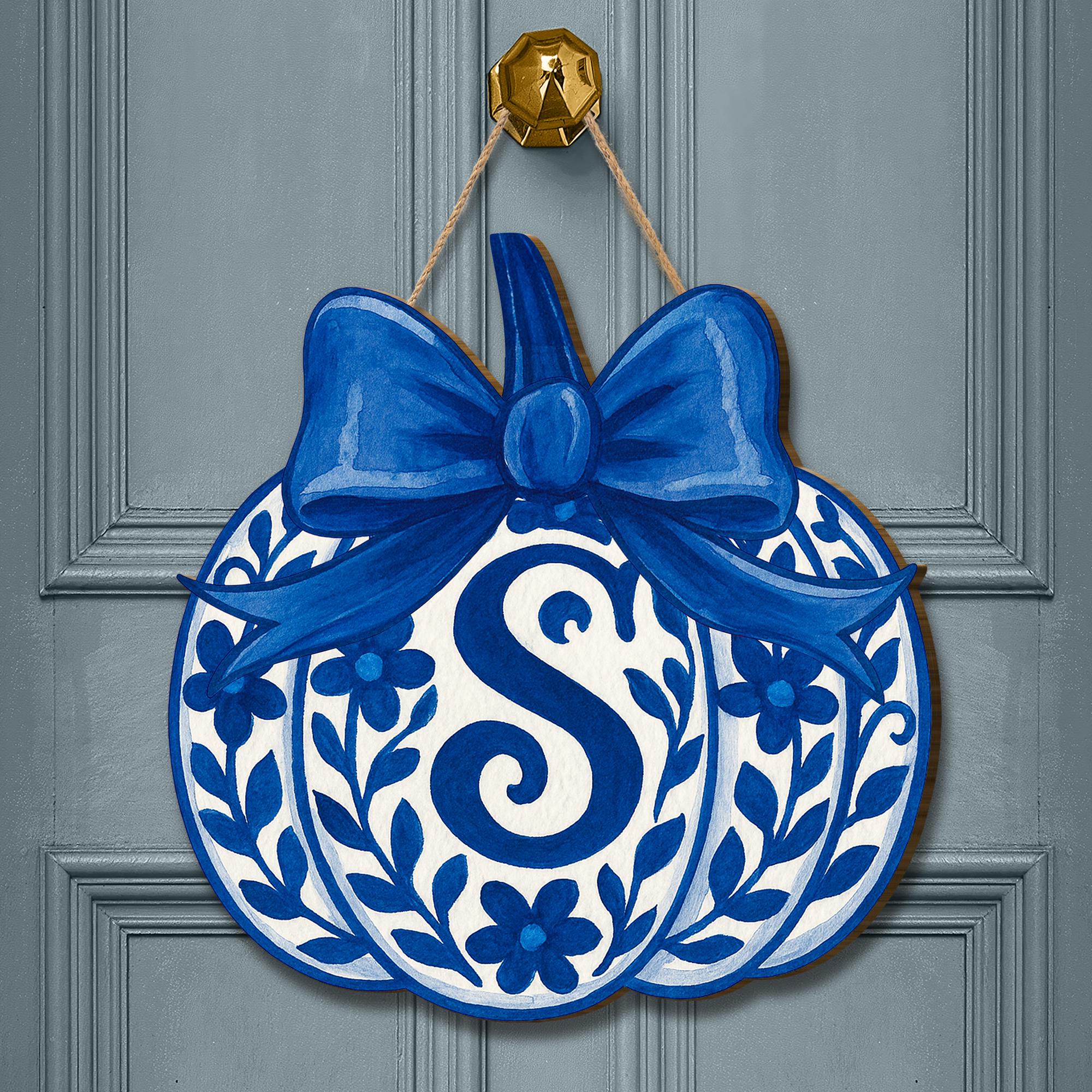 Chinoiserie Pumpkin Door Hanger – Personalized Blue Fall Monogram Sign – Elegant Front Porch Autumn Decor gift fall sign