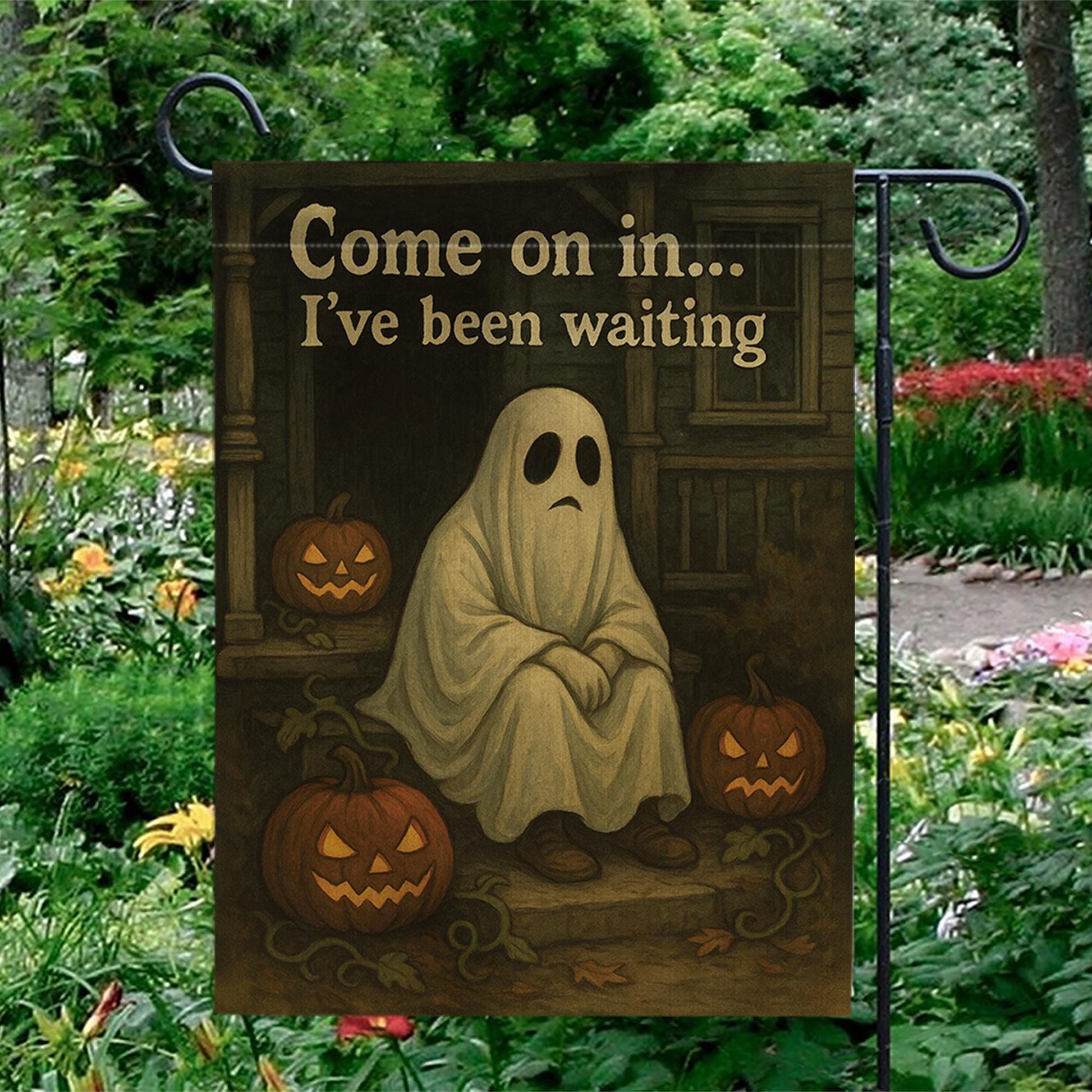 Sad Ghost Halloween Garden Flag, Spooky Outdoor Yard Decor, Come On In I've Been Waiting Flag, Fall Porch Decoration Sign, Halloween Season