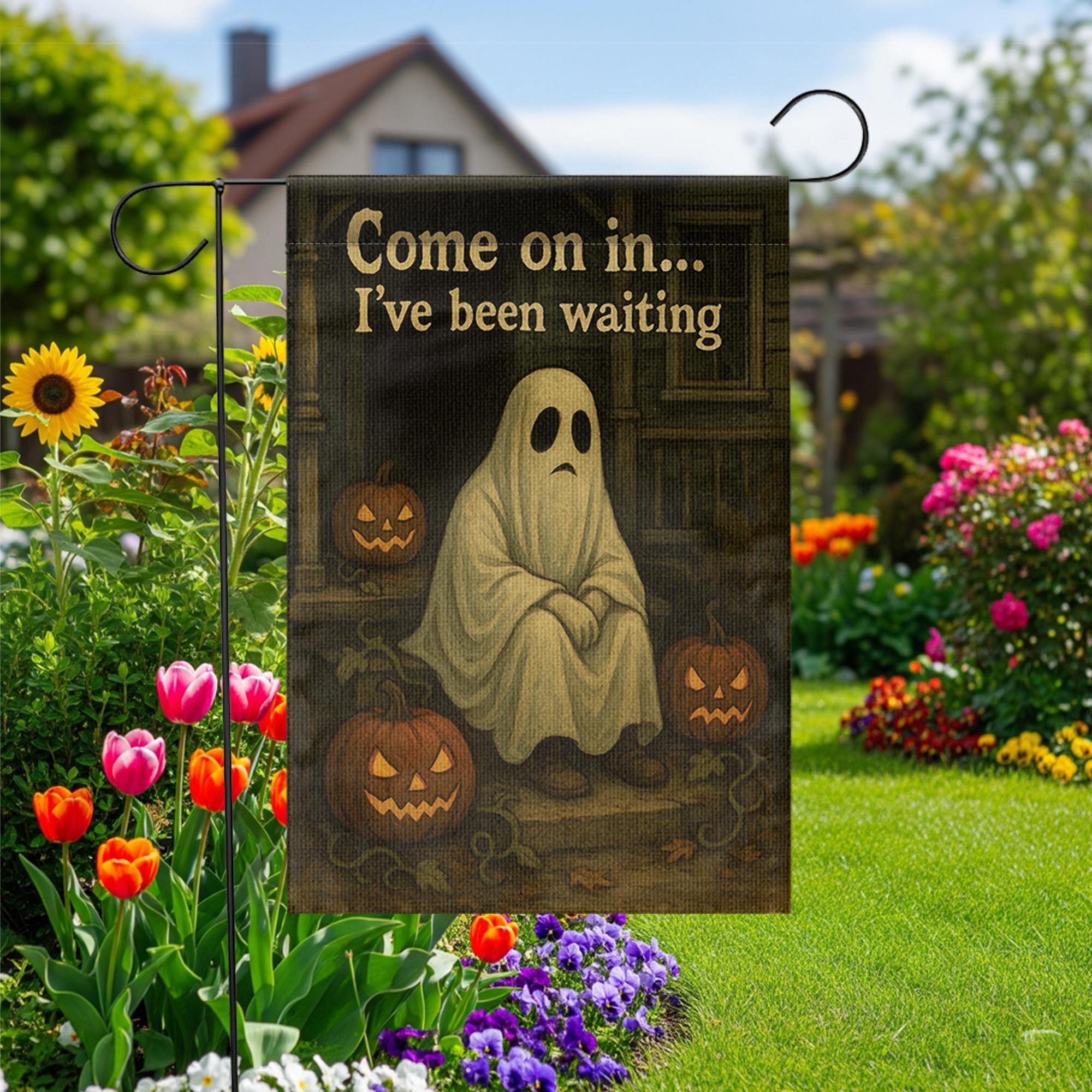 Sad Ghost Halloween Garden Flag, Spooky Outdoor Yard Decor, Come On In I've Been Waiting Flag, Fall Porch Decoration Sign, Halloween Season