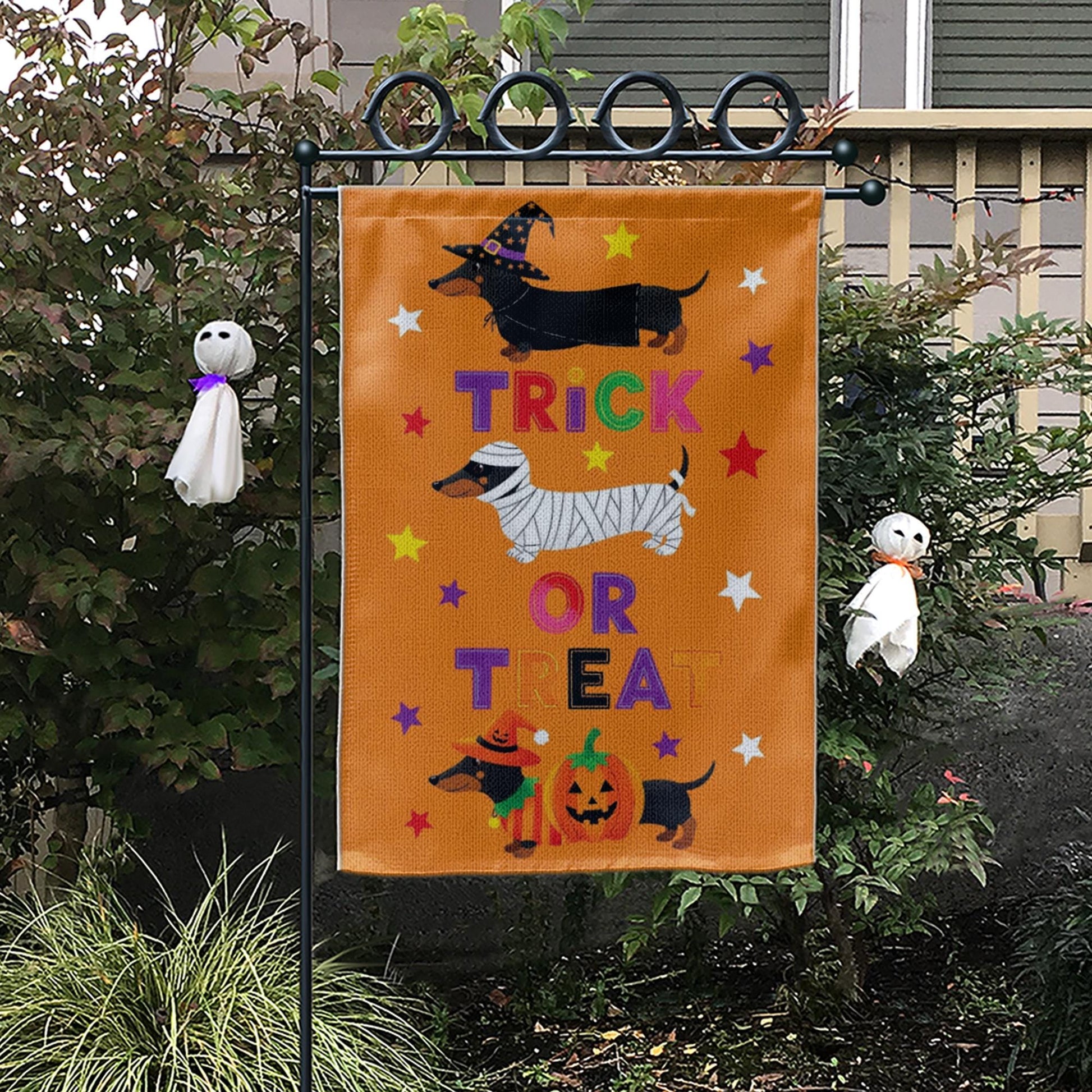 Halloween Dachshund Garden Flag, Trick or Treat Dog Yard Decor, Fall Outdoor Halloween Decoration, Cute Wiener Dog Flag, Halloween Decor