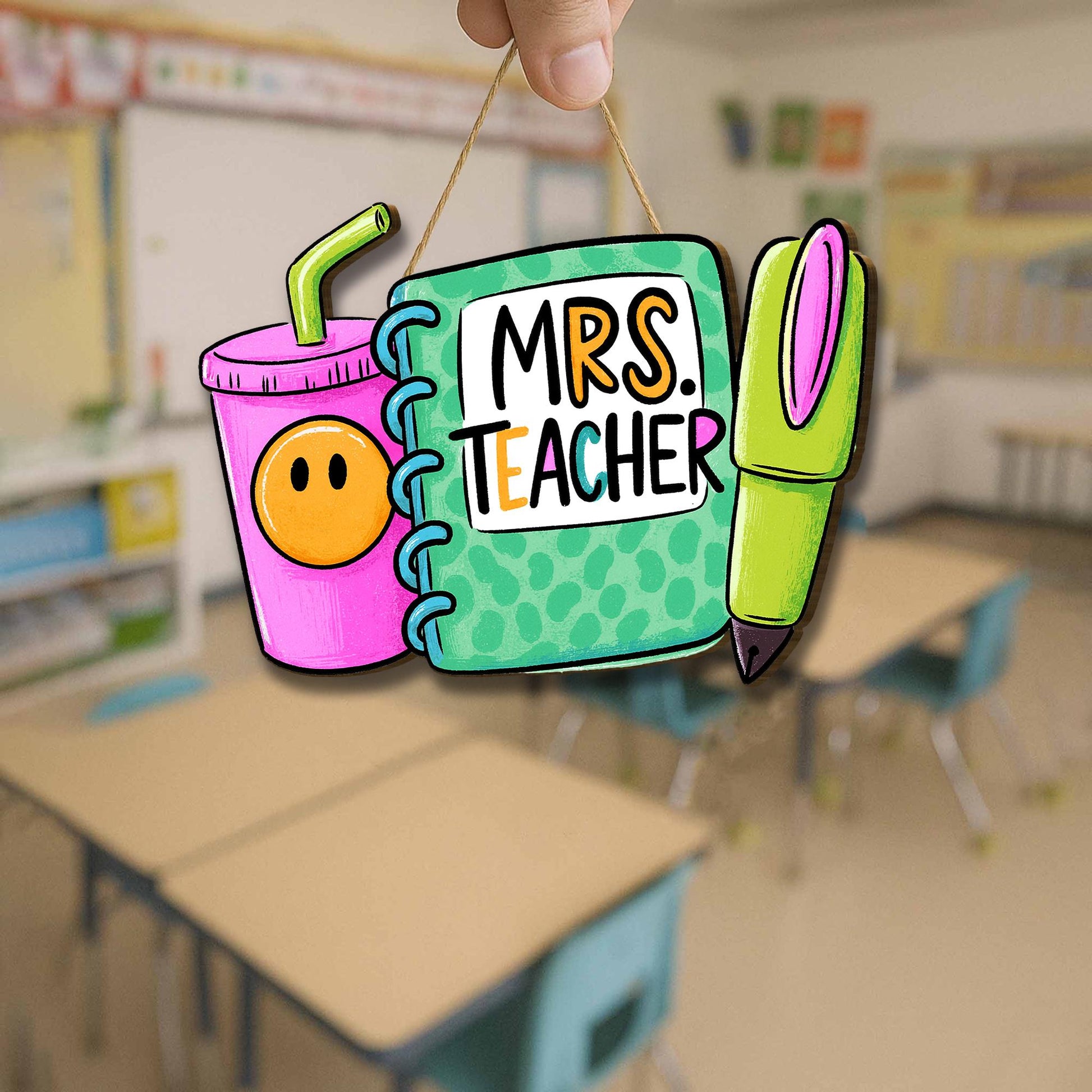 Personalized Teacher Door Sign – Cute Notebook, Pen, Tumbler Classroom Decor, Back to School Gift for Teachers, Custom Name Hanger