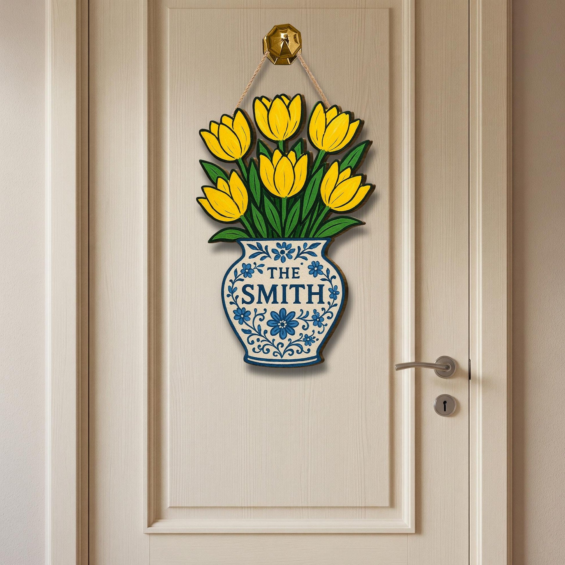 Chinoiserie Tulip Vase Door Hanger, Custom Wood Sign with Last Name, Floral Spring Front Door Decor, Personalized Family Gift, Home Decor