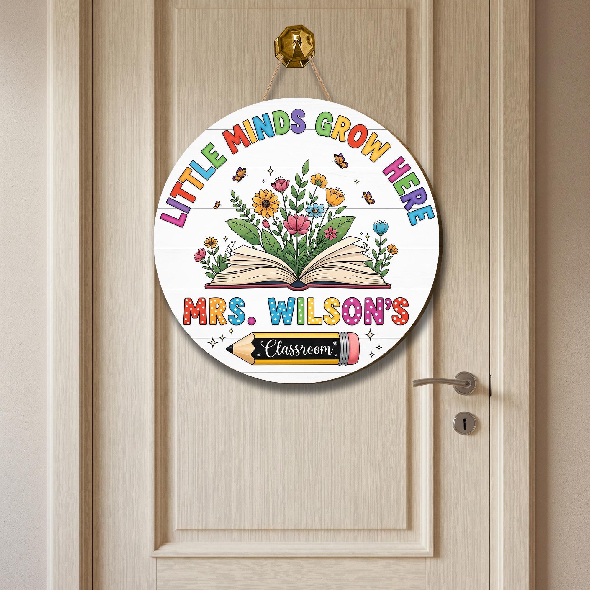 Little Minds Grow Here Classroom Sign – Personalized Round Teacher Door Sign with Name – Floral Back to School Decor, Teacher Welcome Sign