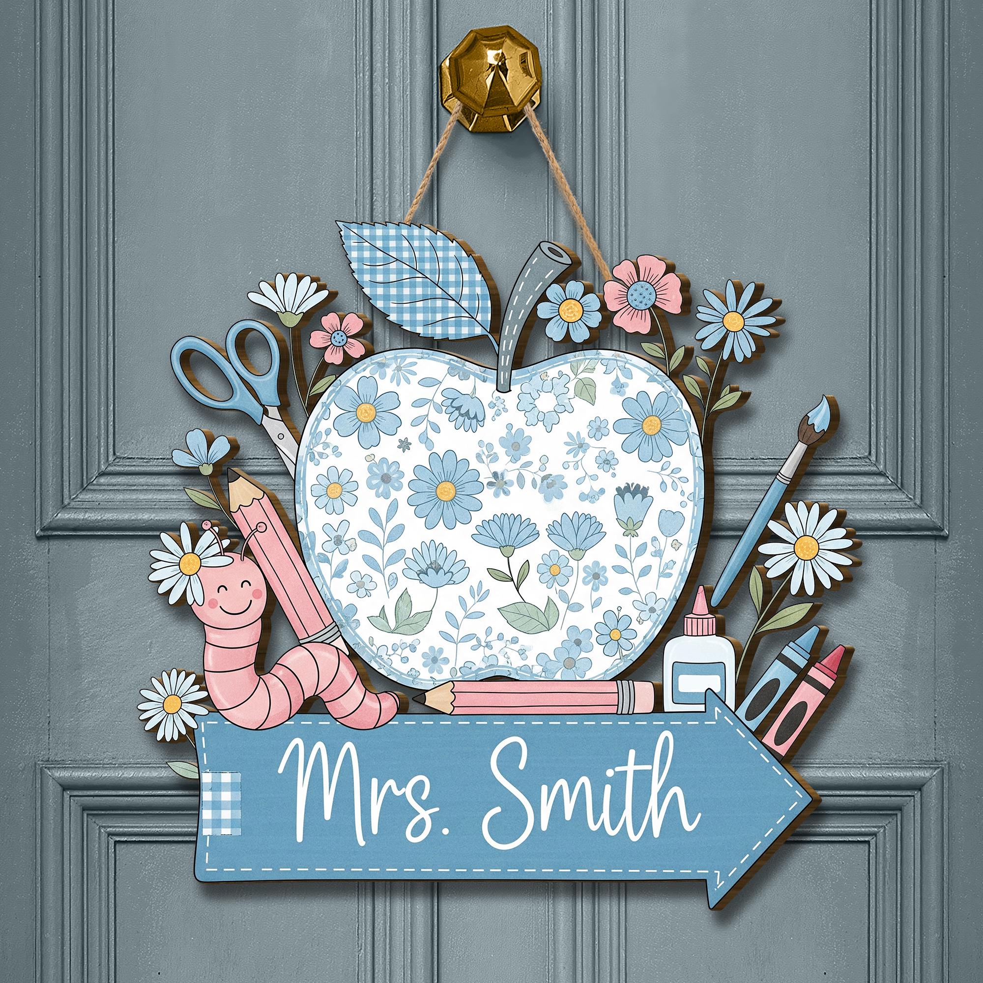 Personalized Teacher Door Sign with Floral Apple – Custom Classroom Decor with Name, Back to School Gift for Teachers, Chinoiserie Flowers