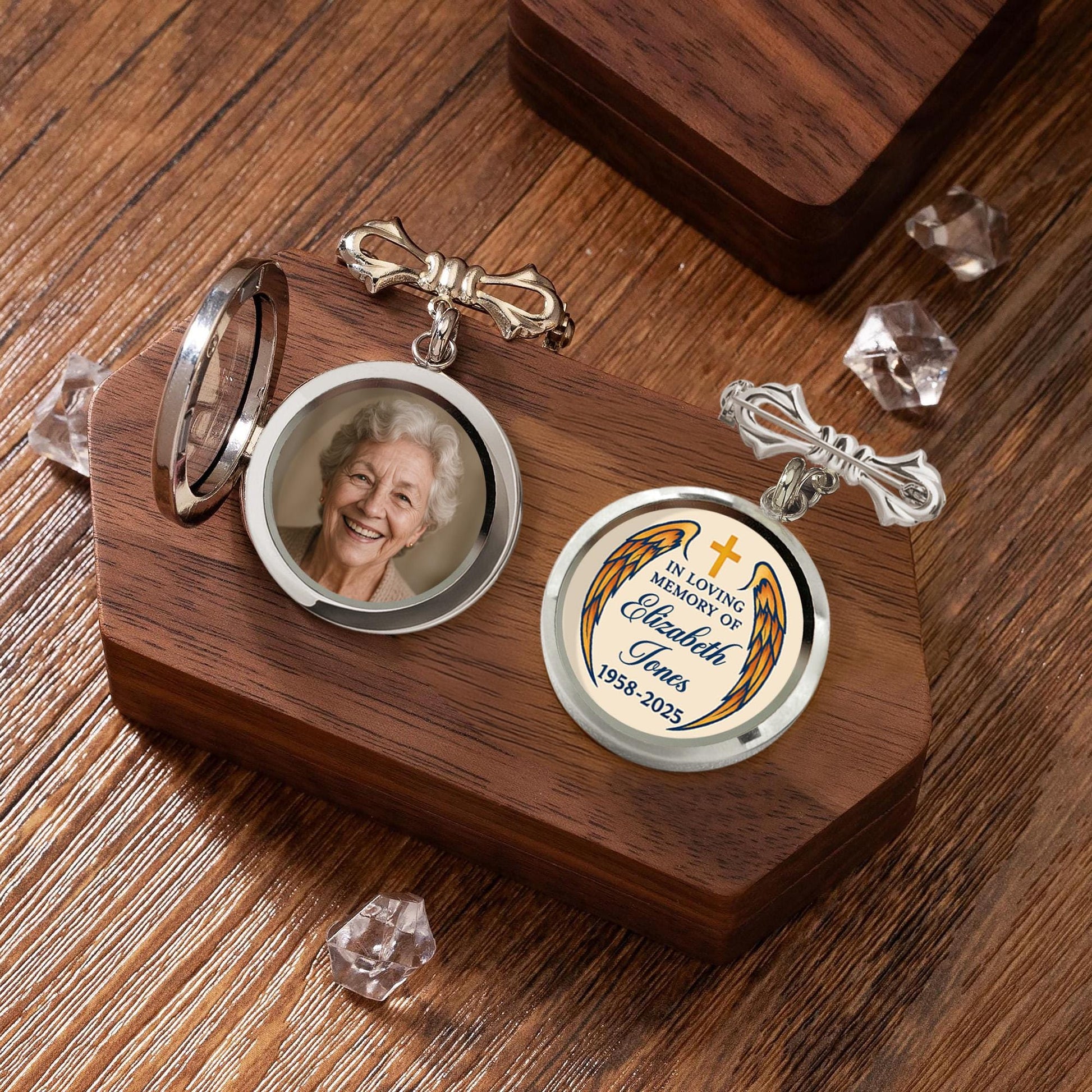 Custom Memorial Photo Lapel Pin - In Loving Memory Keepsake with Name & Dates, Funeral Remembrance Gift, Tribute Jewelry for Loss