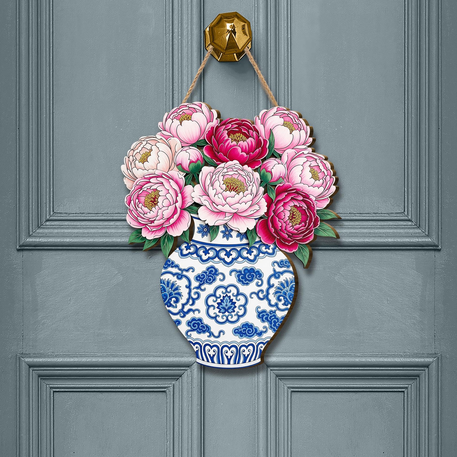 Peony Vase Door Hanger – Chinoiserie Floral Wooden Sign, Elegant Spring Porch Decor, Cottagecore Front Door Hanging Decoration