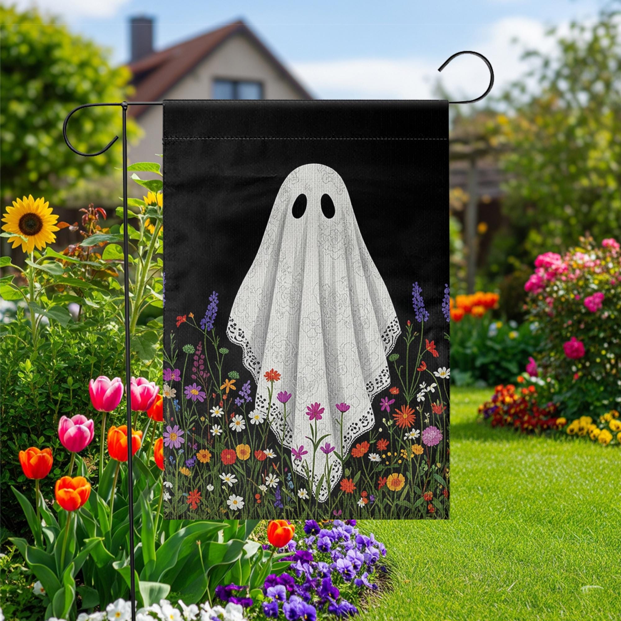 Ghost Wildflower Meadow Flag – Cute Floral Halloween Yard Banner, Cottagecore Ghost Outdoor Decor, Spooky Wildflower Flag for Fall Porch