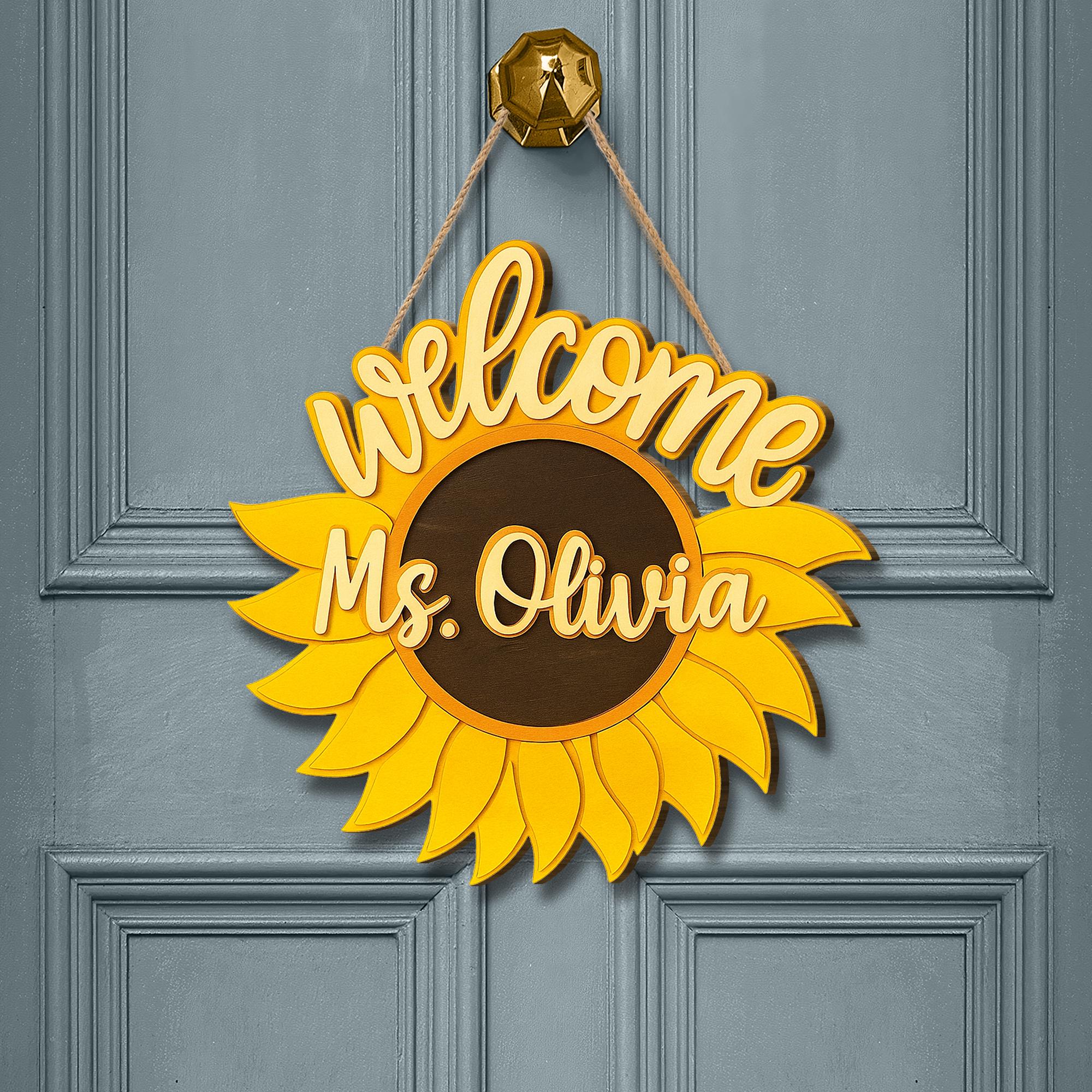 Sunflower Welcome Door Sign for Teacher – Custom Classroom Sign with Name, Teacher Welcome Classroom sign, Back to School Gift for Teacher
