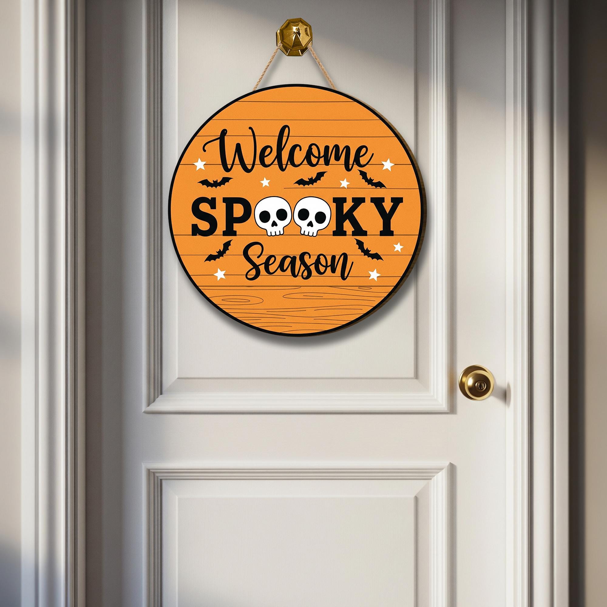 Welcome Spooky Season Sign, Round Halloween Door Hanger, Orange Skull & Bats Porch Décor, Seasonal Fall Welcome Plaque