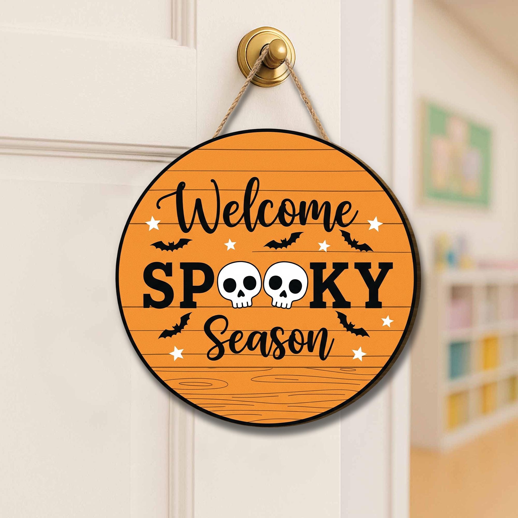 Welcome Spooky Season Sign, Round Halloween Door Hanger, Orange Skull & Bats Porch Décor, Seasonal Fall Welcome Plaque