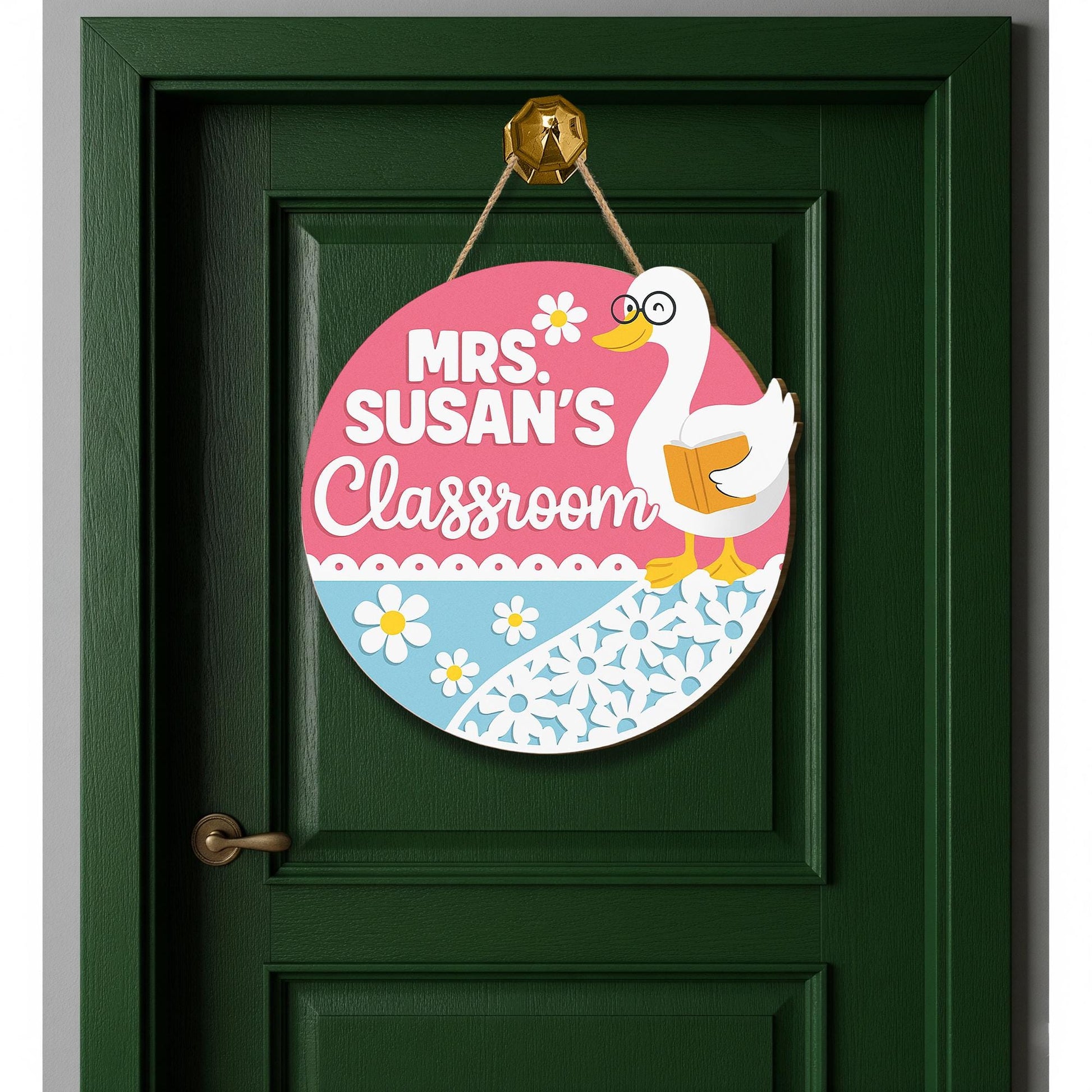 Goose Teacher Classroom Sign - Teacher Custom Name Round Door Hanger for School, Cute Goose Name Sign for Teachers, Classroom Decor Gift