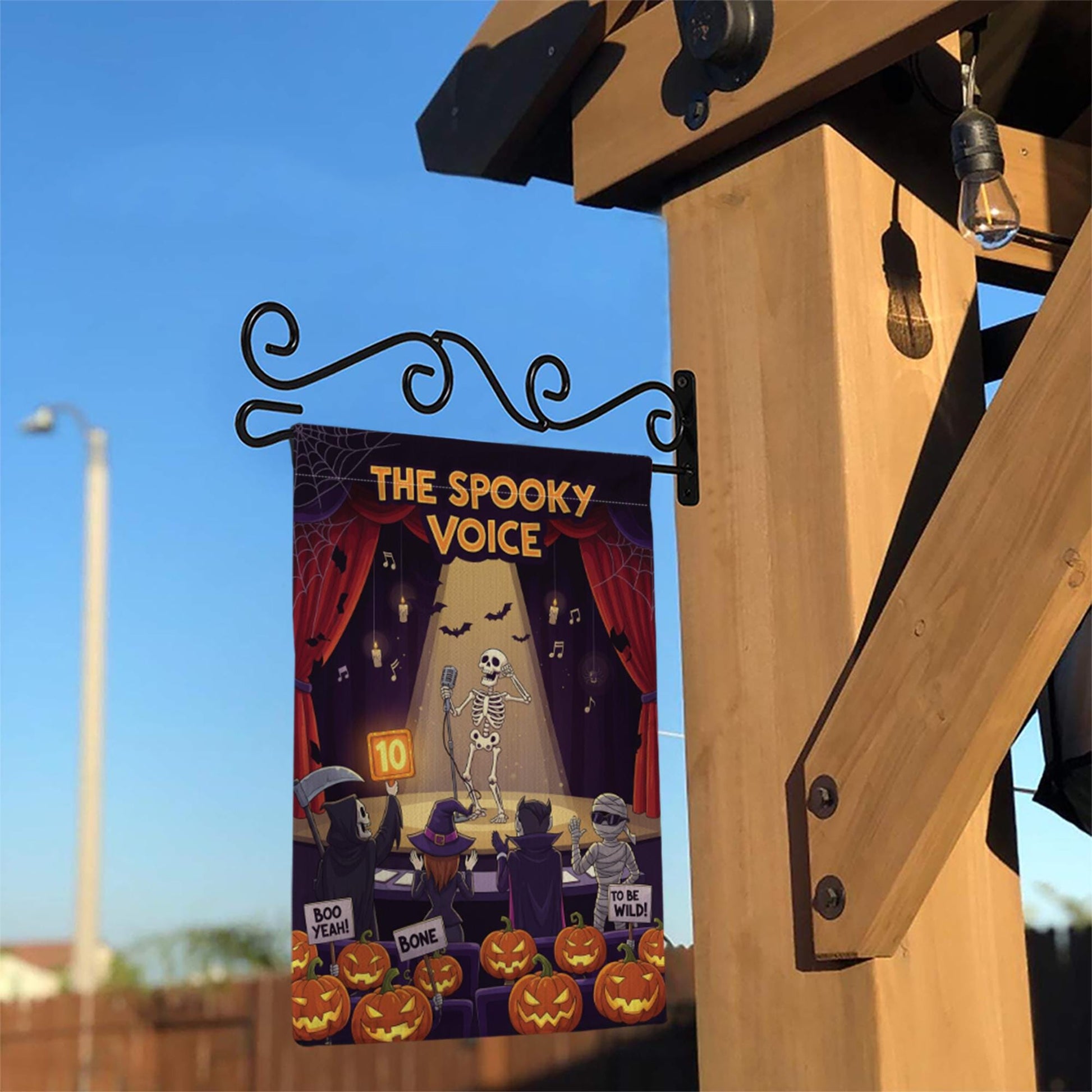 Funny Halloween Garden Flag – The Spooky Voice Singing Skeleton – Yard Decor with Pumpkins & Judges – Fall Outdoor Decoration