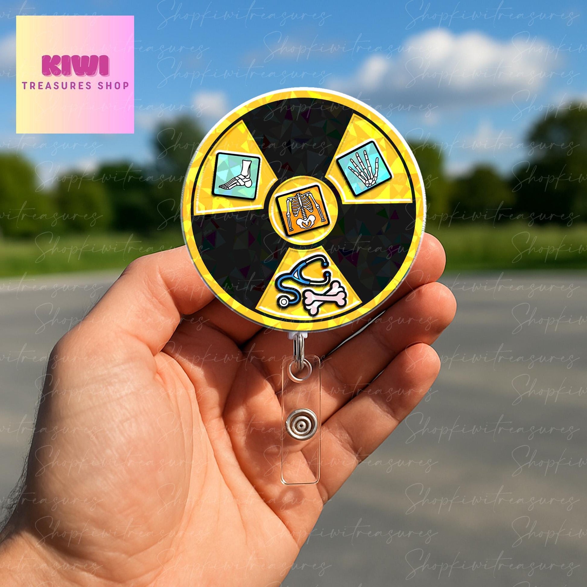 Holographic Radiology shake Badge Reel – X-Ray Tech Shaker ID Clip – Retractable Badge Holder with Medical Icons – Fun RT Tech Gift for Work