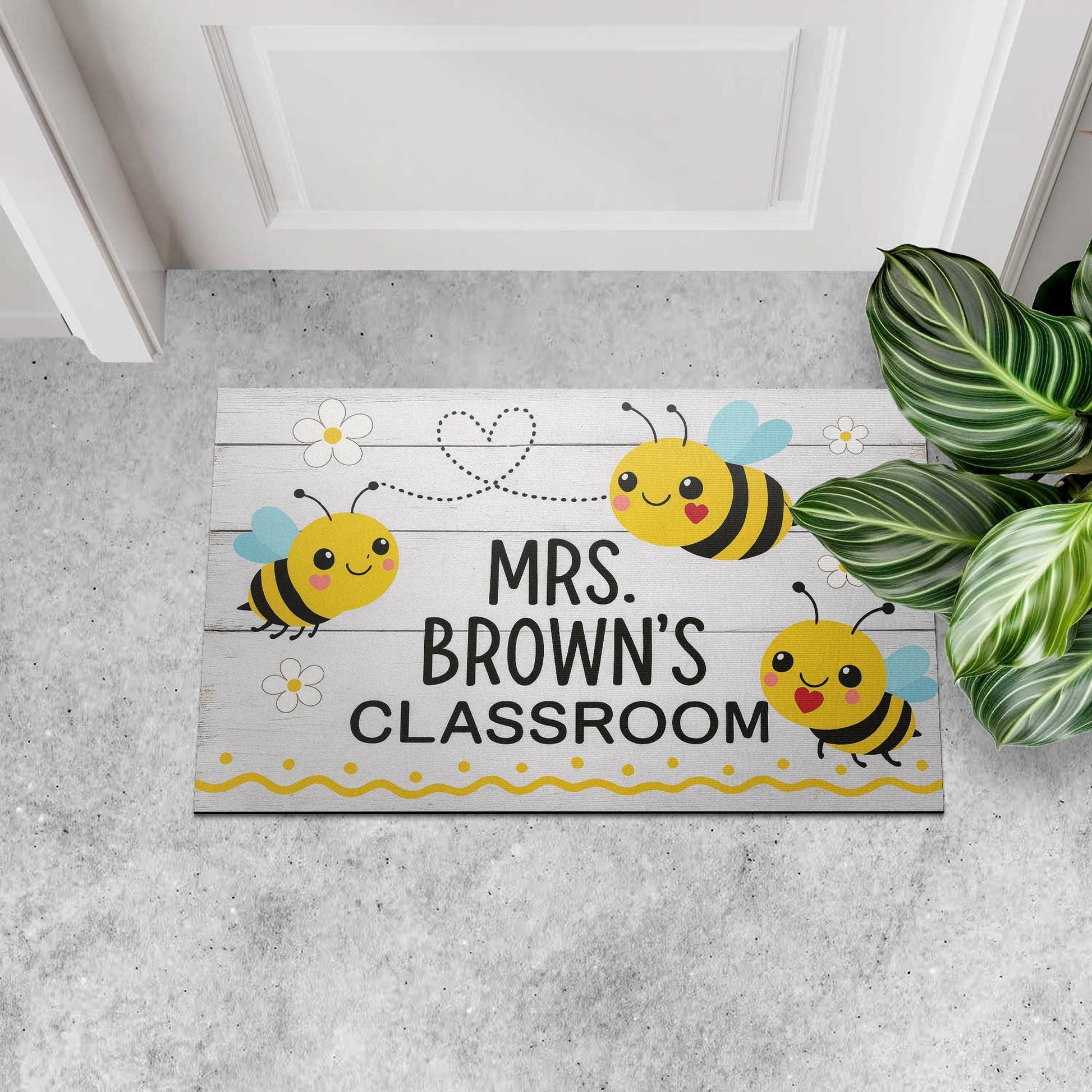 Teacher Classroom Doormat – Cute Bee Theme Welcome Mat, Personalized Teacher Rug, Back to School Door Decor for Class Entry, School Doormat