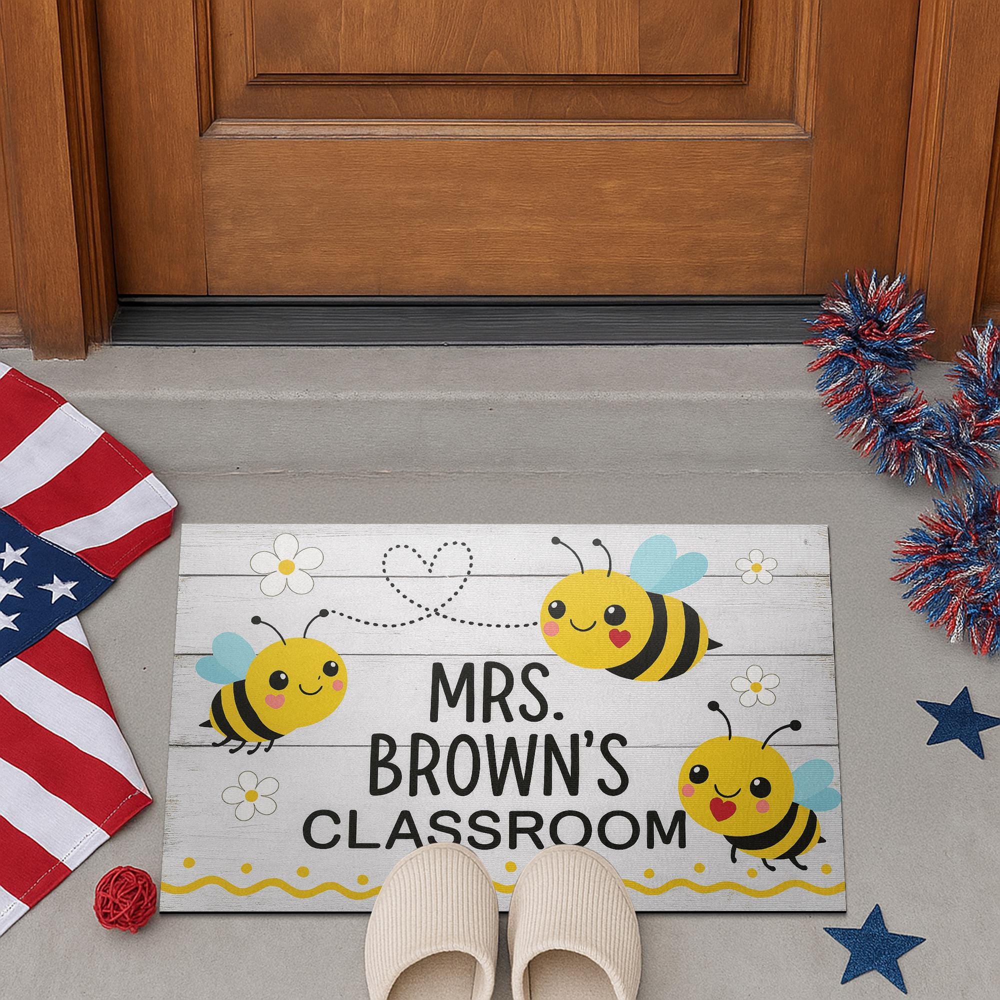 Teacher Classroom Doormat – Cute Bee Theme Welcome Mat, Personalized Teacher Rug, Back to School Door Decor for Class Entry, School Doormat