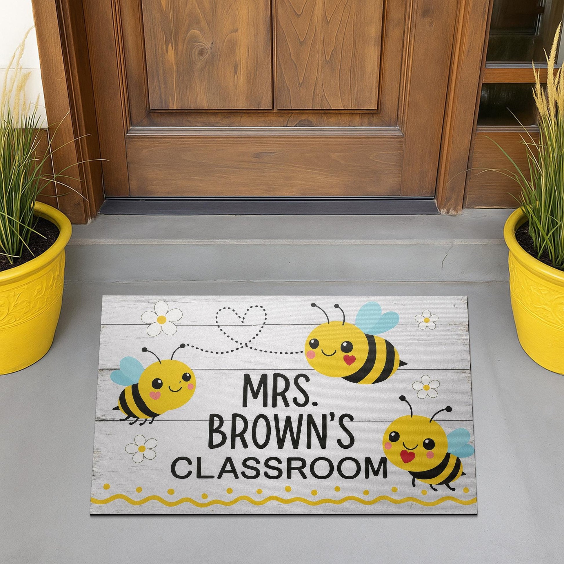 Teacher Classroom Doormat – Cute Bee Theme Welcome Mat, Personalized Teacher Rug, Back to School Door Decor for Class Entry, School Doormat