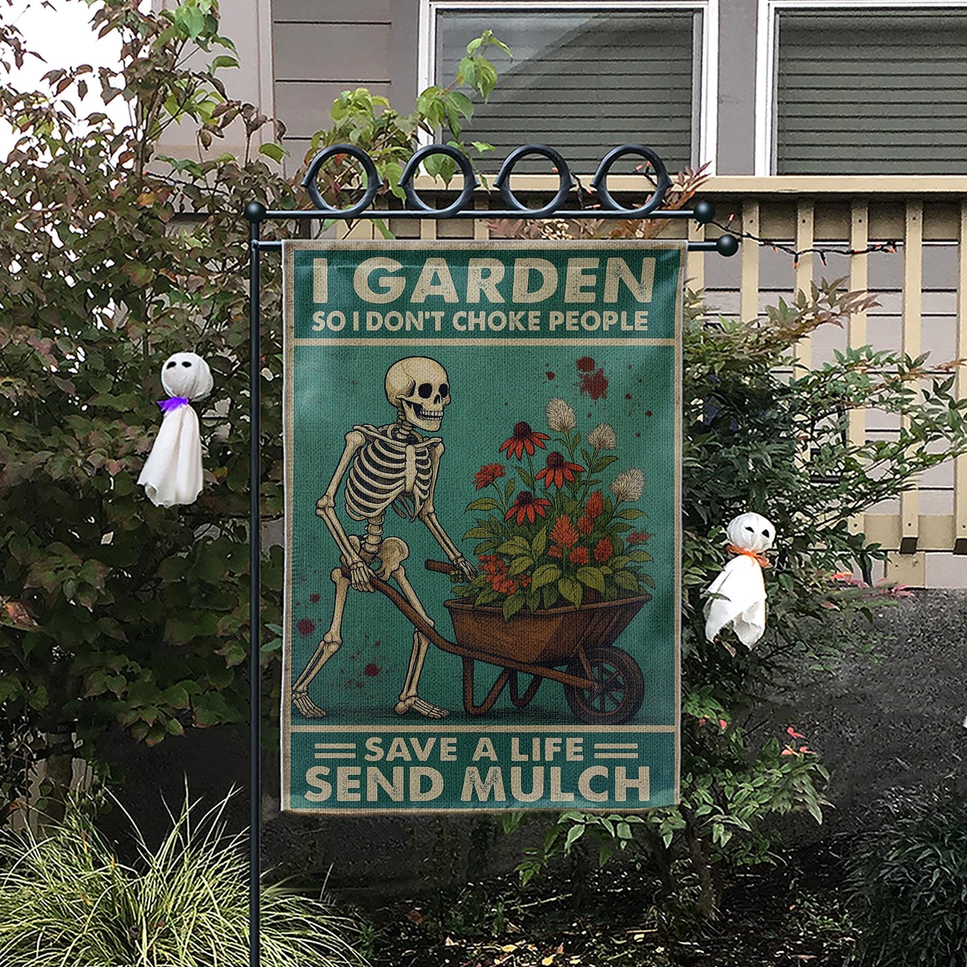 Funny Halloween Gardening Skeleton Flag – “I Garden So I Don’t Choke People – Save a Life Send Mulch” Outdoor Yard Decor