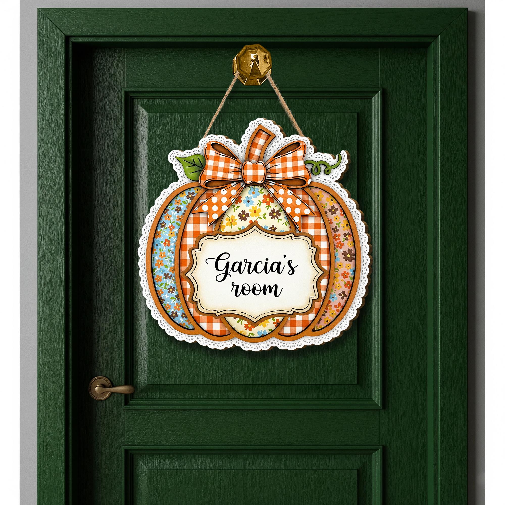 Custom Pumpkin Room Sign – Personalized Fall Wooden Door Hanging, Autumn Plaid Bow Room Name Sign for Home or Kids Room