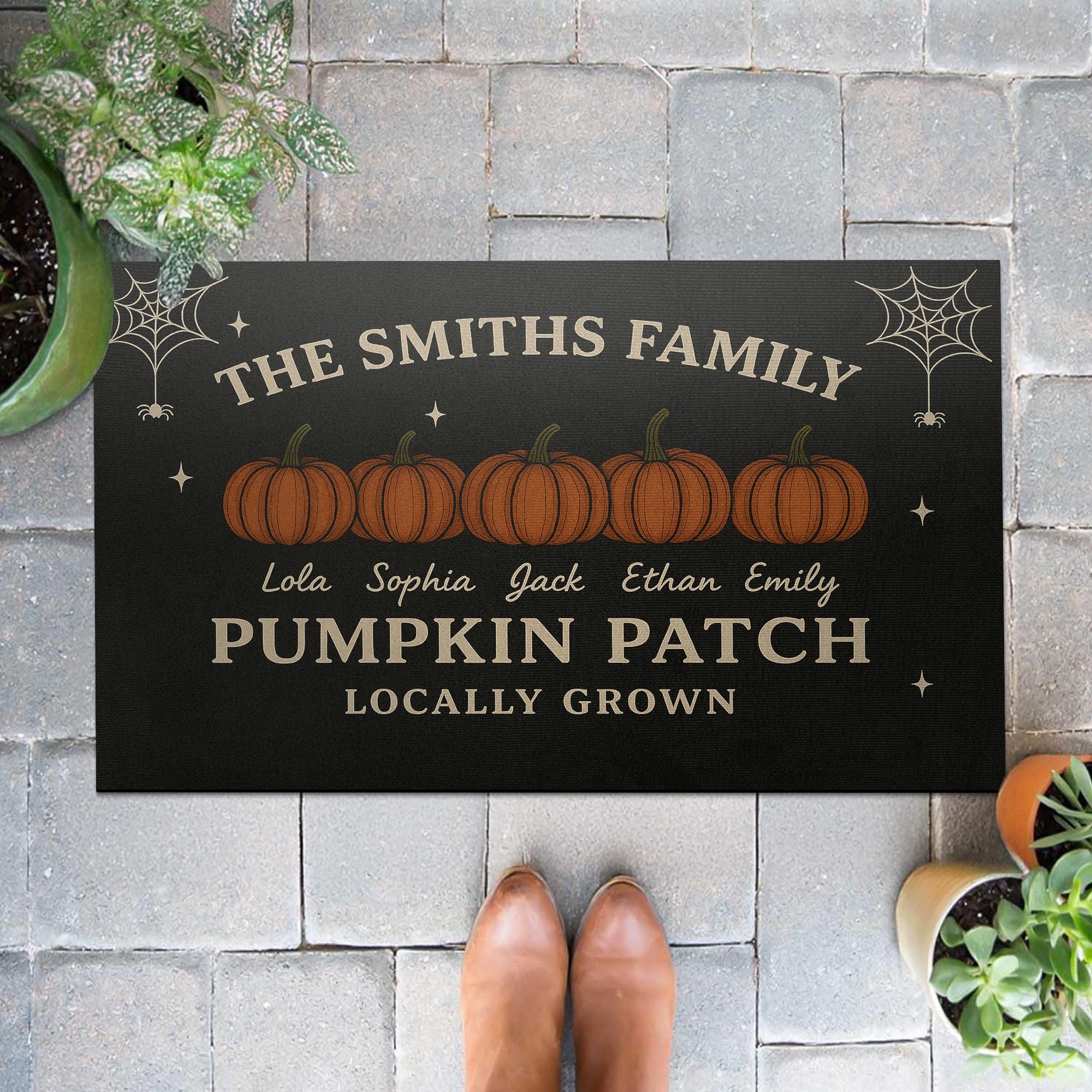 Personalized Family Pumpkin Patch’ Doormat , Custom Fall Welcome Mat with Your Names, Door Decor, Pumpkin Doormat