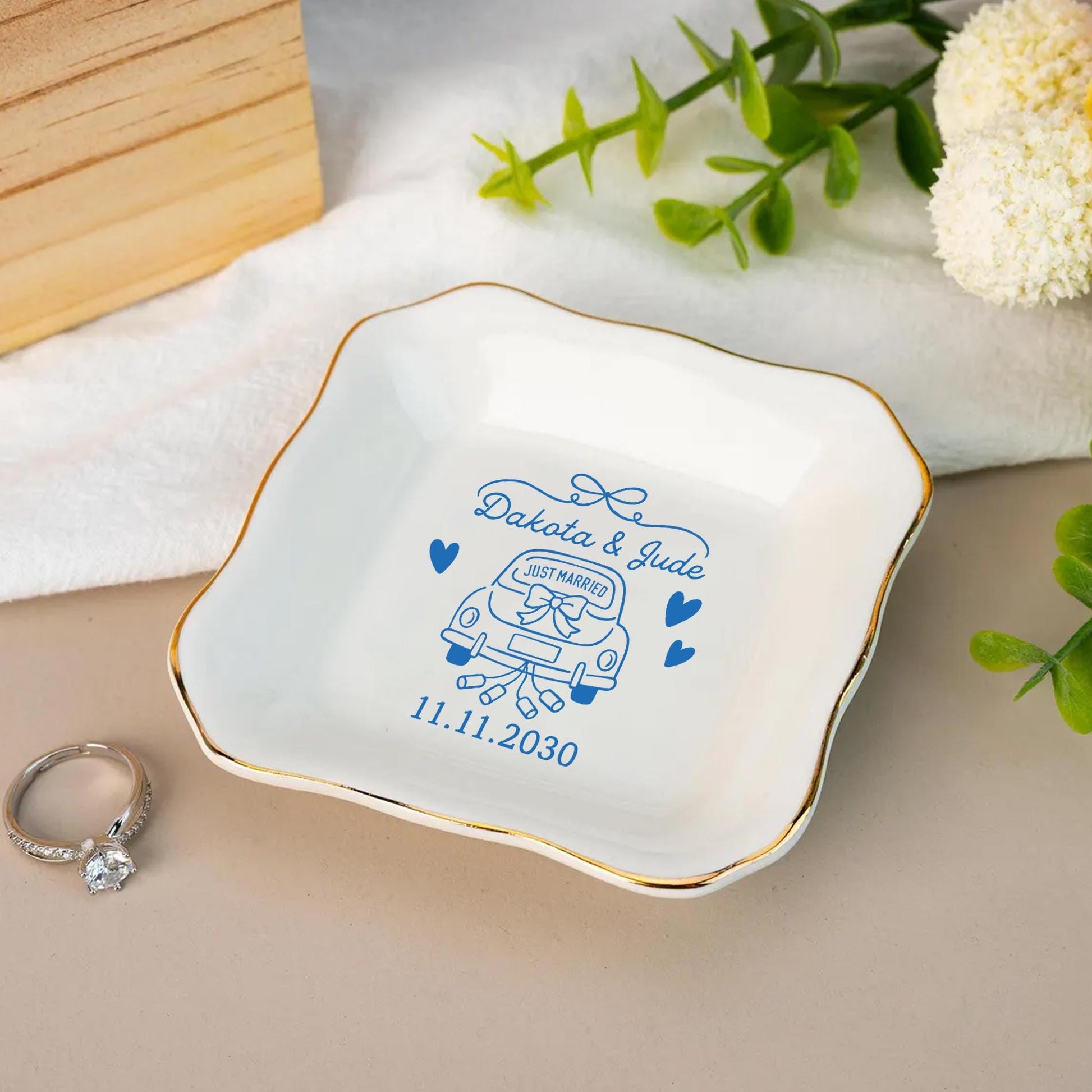 Custom Wedding Jewelry Dish – Personalized Just Married Ring Tray – Ceramic Engagement Gift with Names & Date –DECOR ONLY