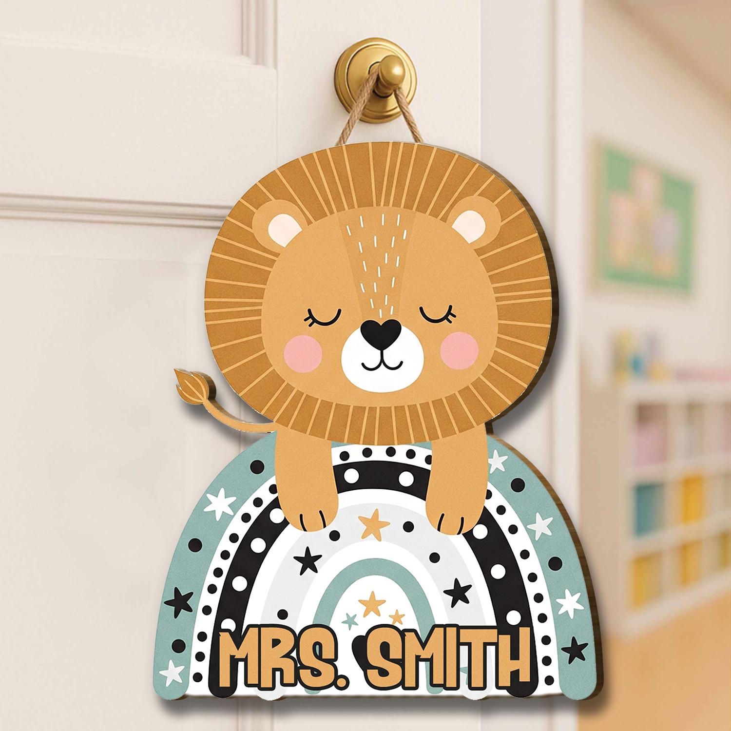 Personalized Lion Door Hanger, Custom Teacher Name Sign, Jungle Classroom Decor, Kid Room Wall Sign, Cute Animal Rainbow Plaque, Class Decor