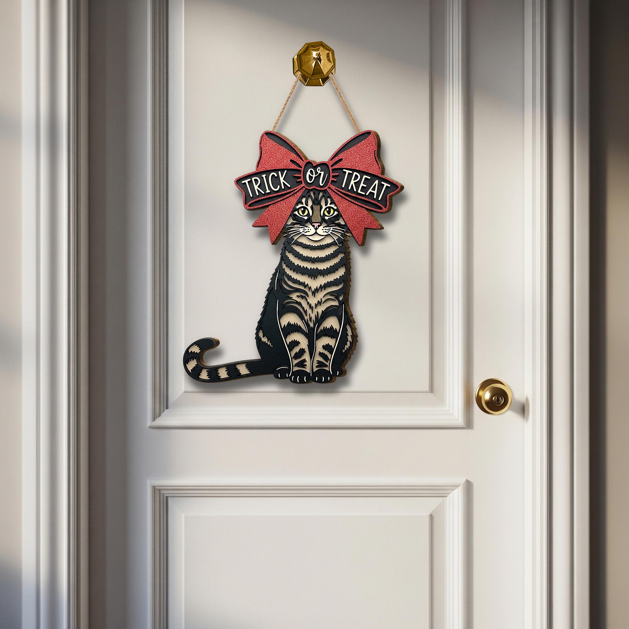 Trick‑or‑Treat Cat Wooden Sign – Halloween Cat Door Hanger, Spooky Black Cat & Bow Wall Décor, Fall Porch Welcome Sign