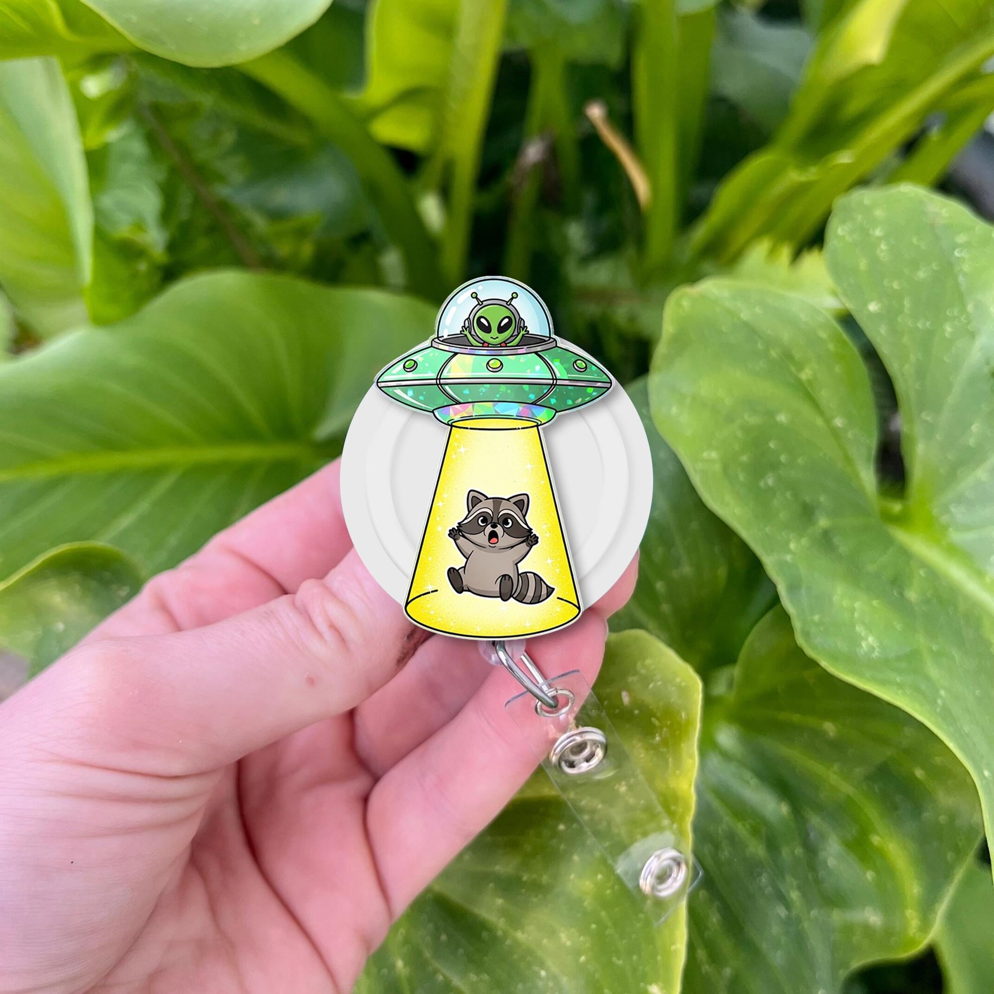 Alien UFO Raccoon Badge Reel, Funny Retractable ID Holder, Cute Space Animal Clip, Sci-Fi Work Badge Accessory for Nurses & Staff