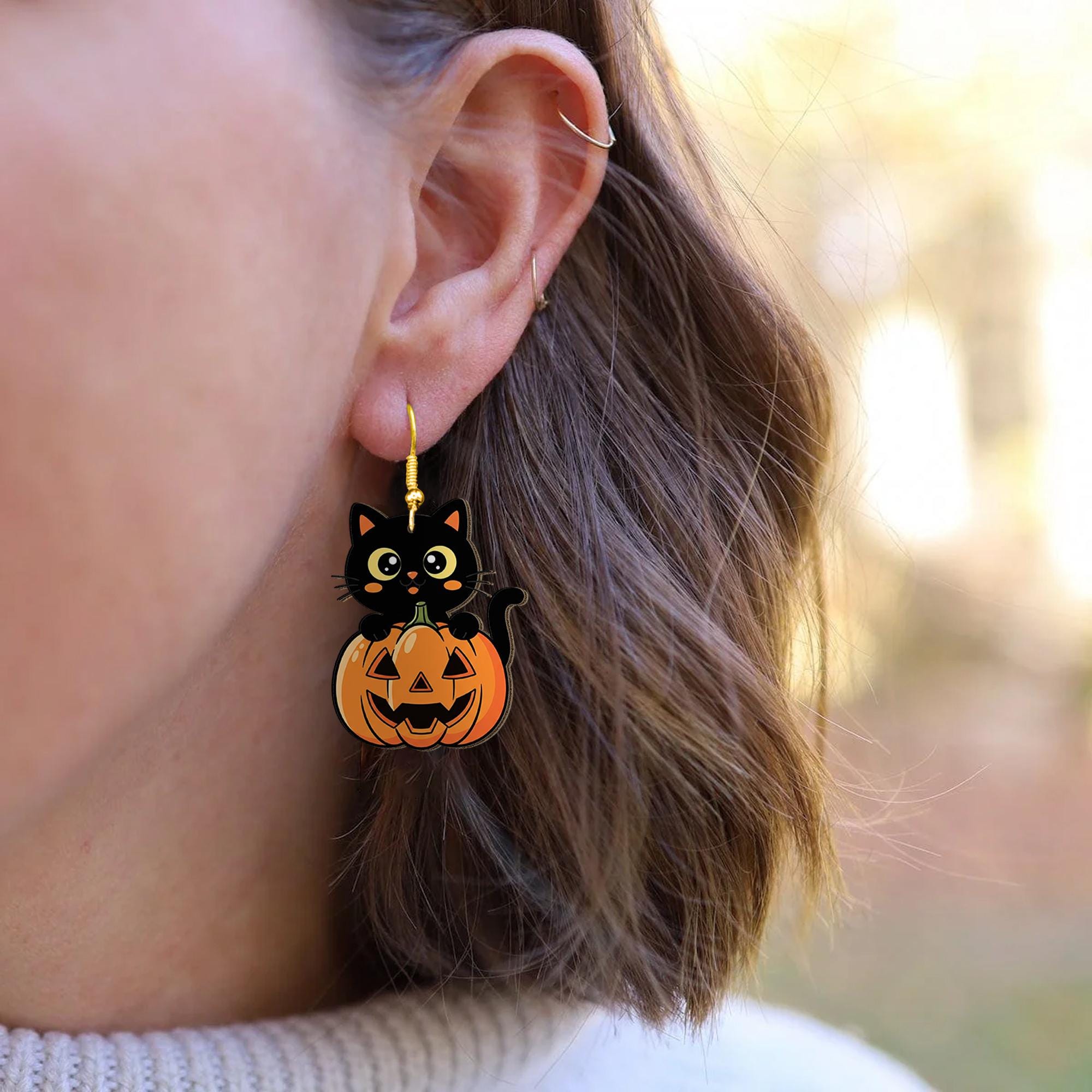 Cute Black Cat Pumpkin Earrings – Halloween Dangle Earrings, Spooky Fall Jewelry, Cat Lover Gift, Trick or Treat Accessories, Fall Earrings