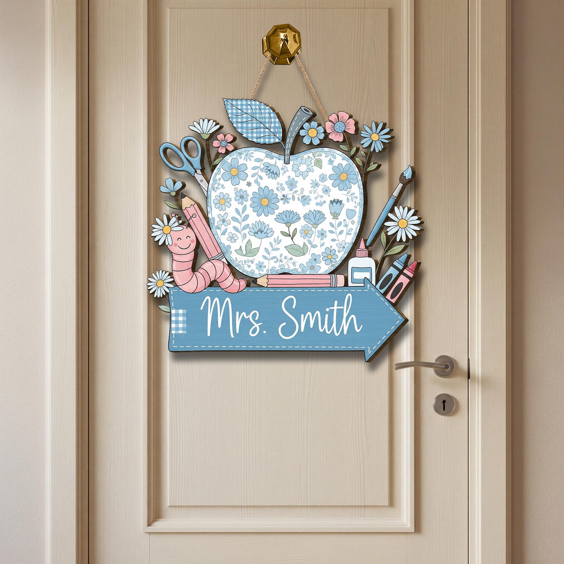 Personalized Teacher Door Sign with Floral Apple – Custom Classroom Decor with Name, Back to School Gift for Teachers, Chinoiserie Flowers