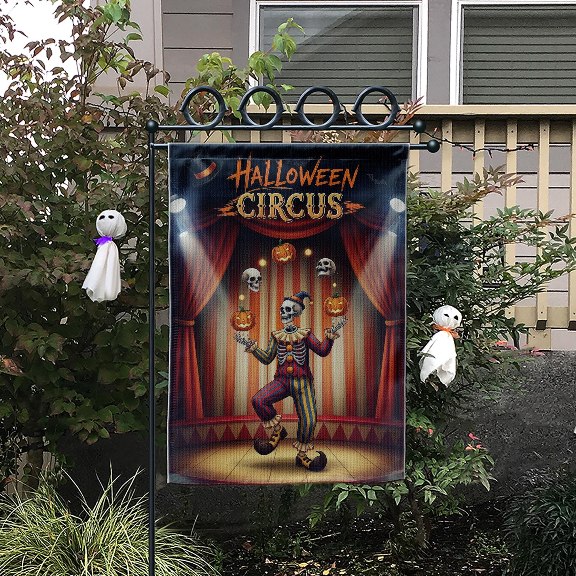 Halloween Circus Garden Flag, Juggling Skeleton Clown Yard Decor, Spooky Pumpkin Skull Sign, Outdoor Fall Decoration, Unique Welcome Flag