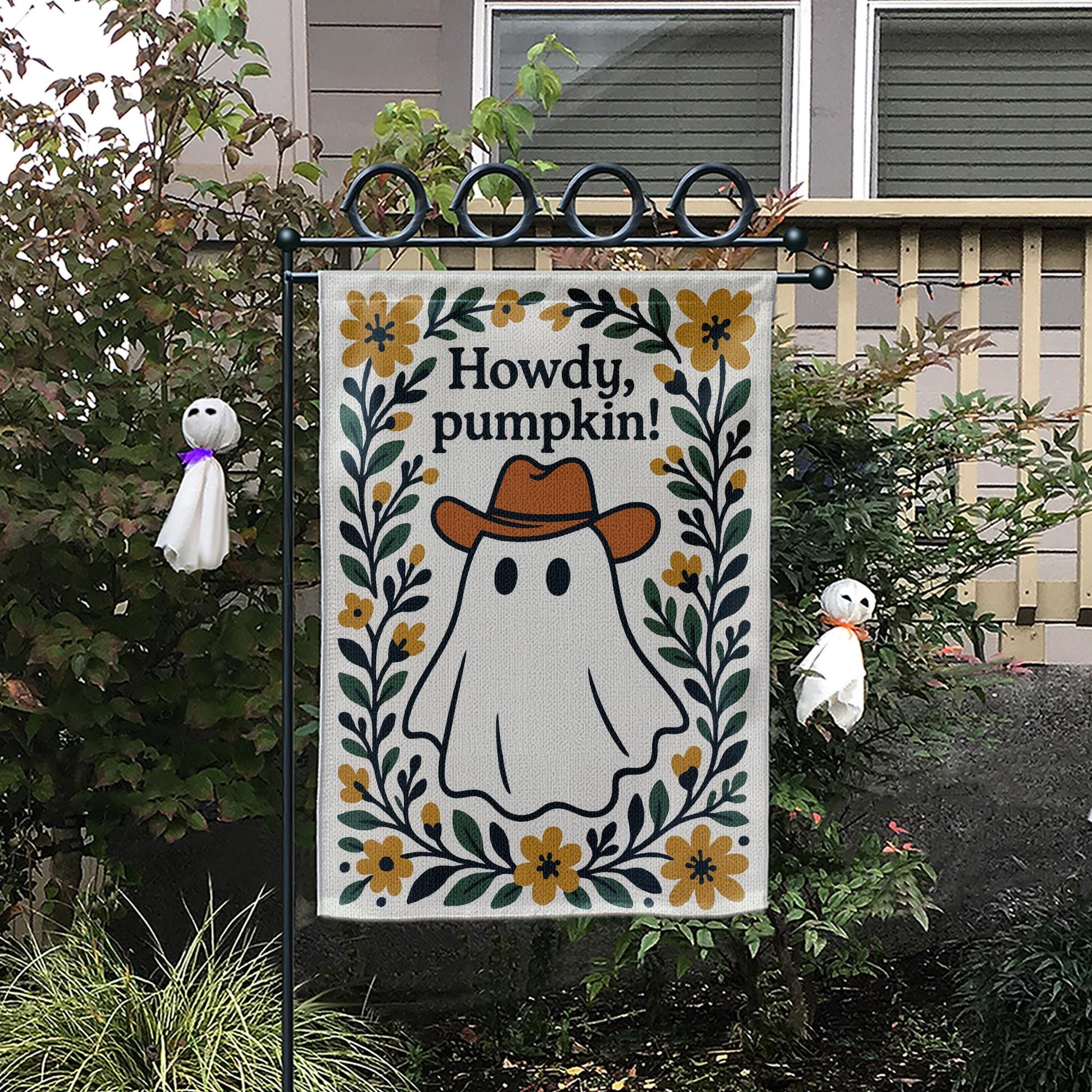 Howdy Pumpkin Garden Flag, Western Ghost Fall Yard Decor, Cute Cowboy Halloween Outdoor Sign, Rustic Floral Autumn Banner