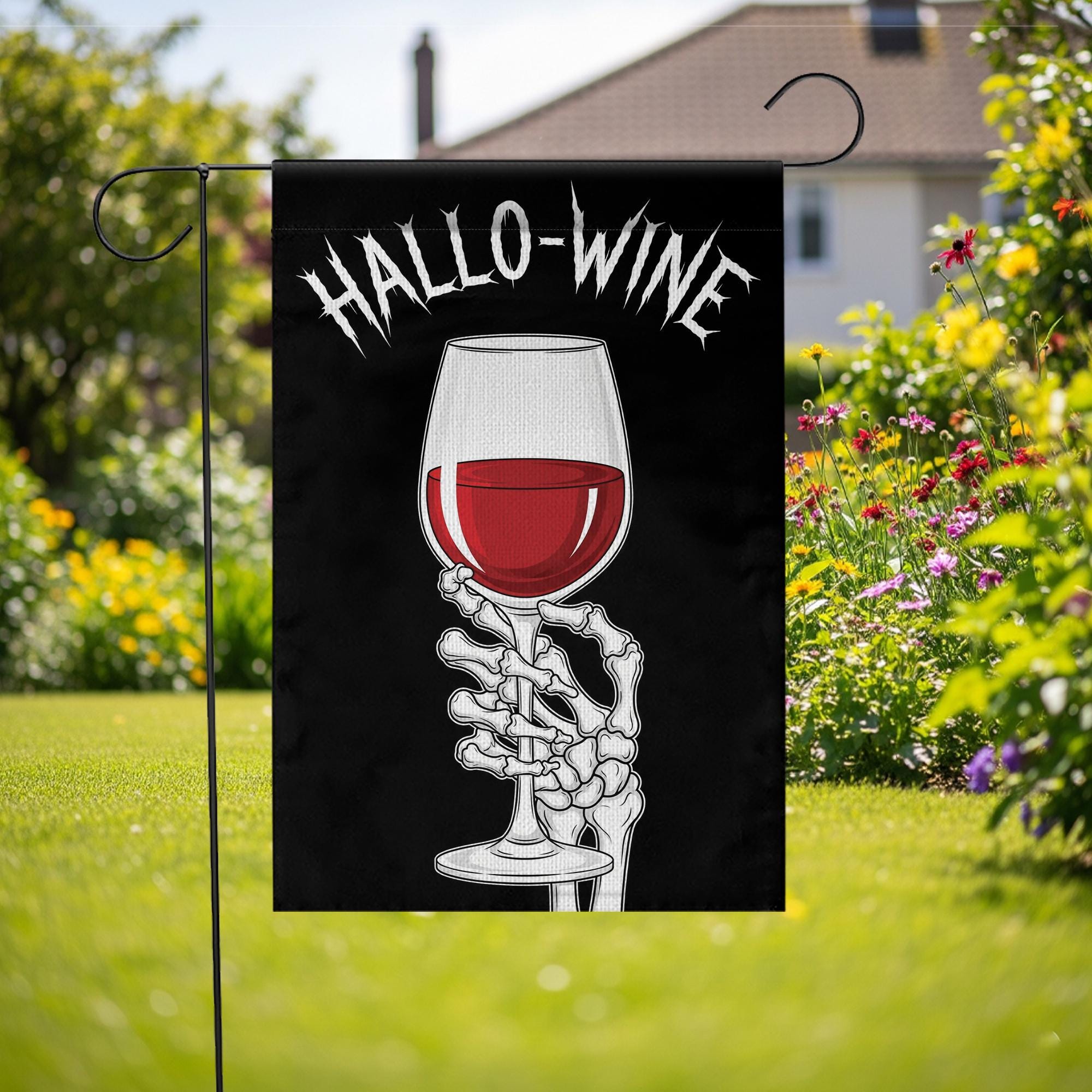 Hallo-Wine Garden Flag – Funny Skeleton Wine Halloween Yard Decor – Spooky Wine Lover Gift – Halloween Outdoor Flag for Witches