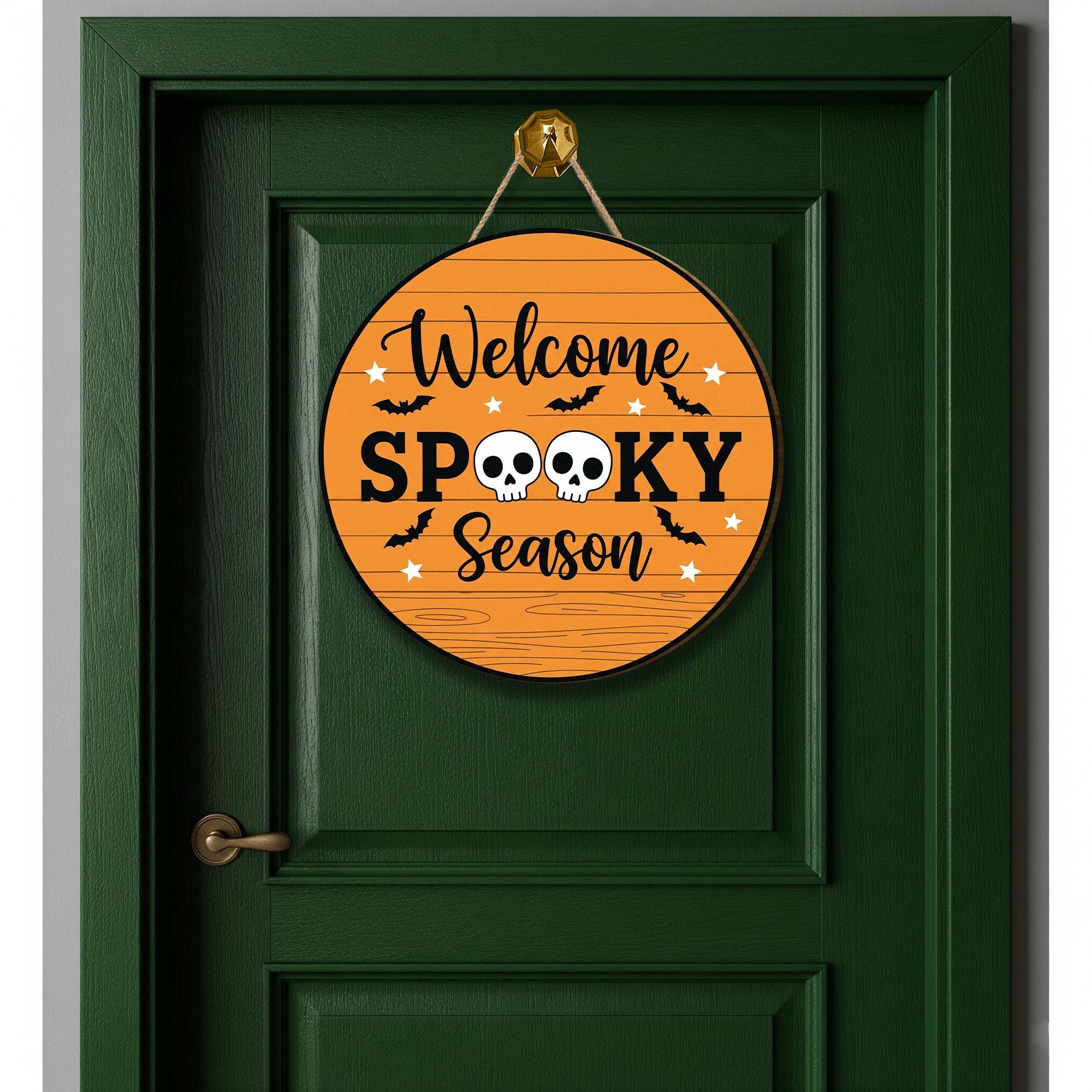 Welcome Spooky Season Sign, Round Halloween Door Hanger, Orange Skull & Bats Porch Décor, Seasonal Fall Welcome Plaque